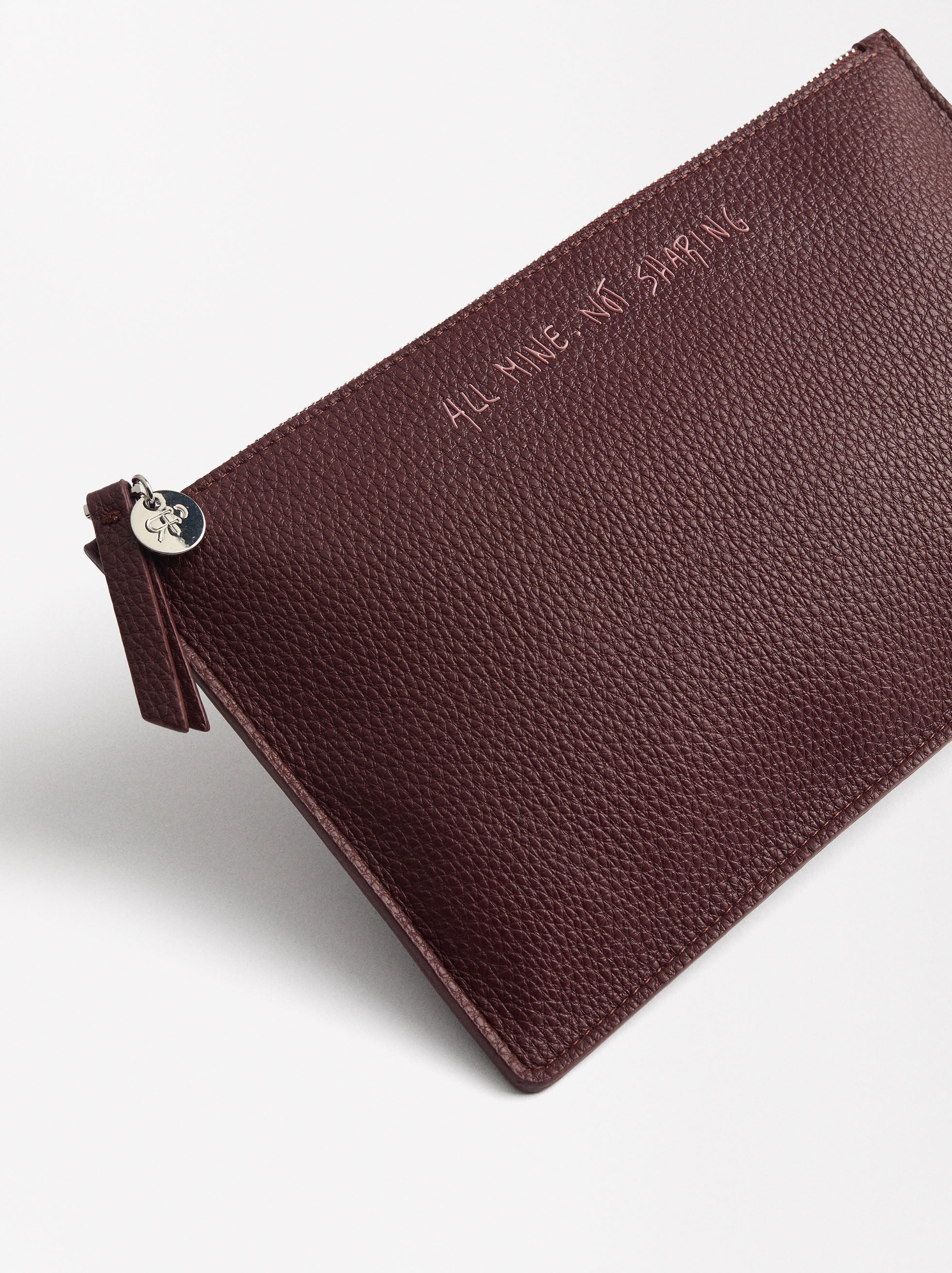 Cartera Multiusos Con Textura