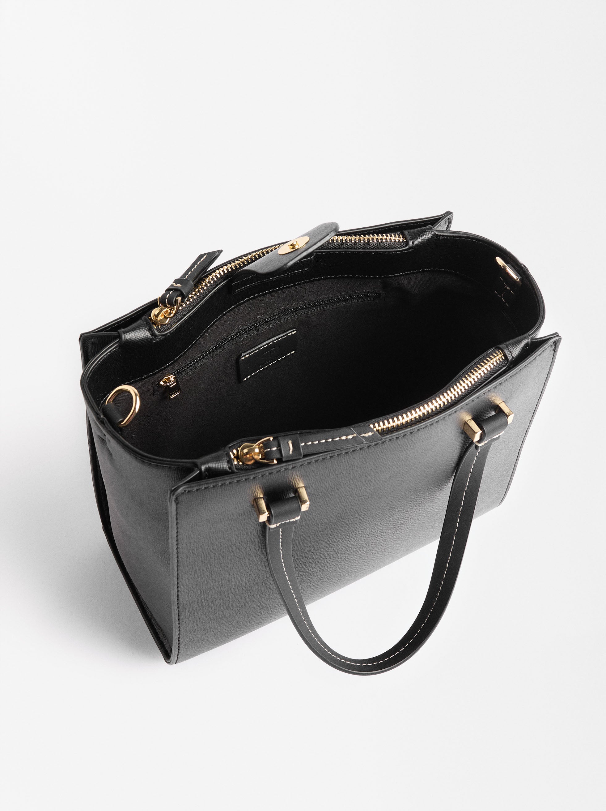 Cartera Tote Con Colgante