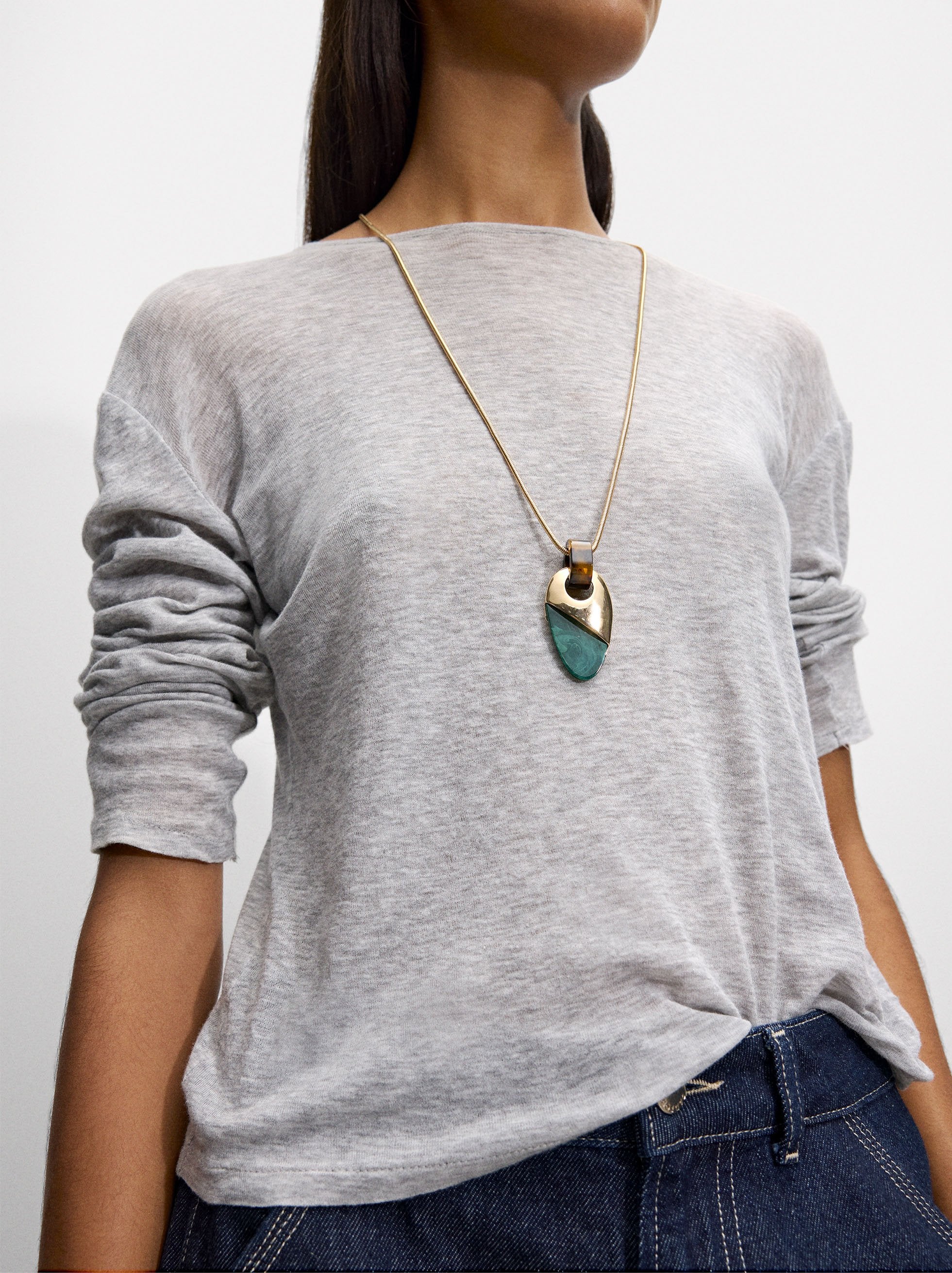 Collar Largo Con Colgante Efecto Piedra
