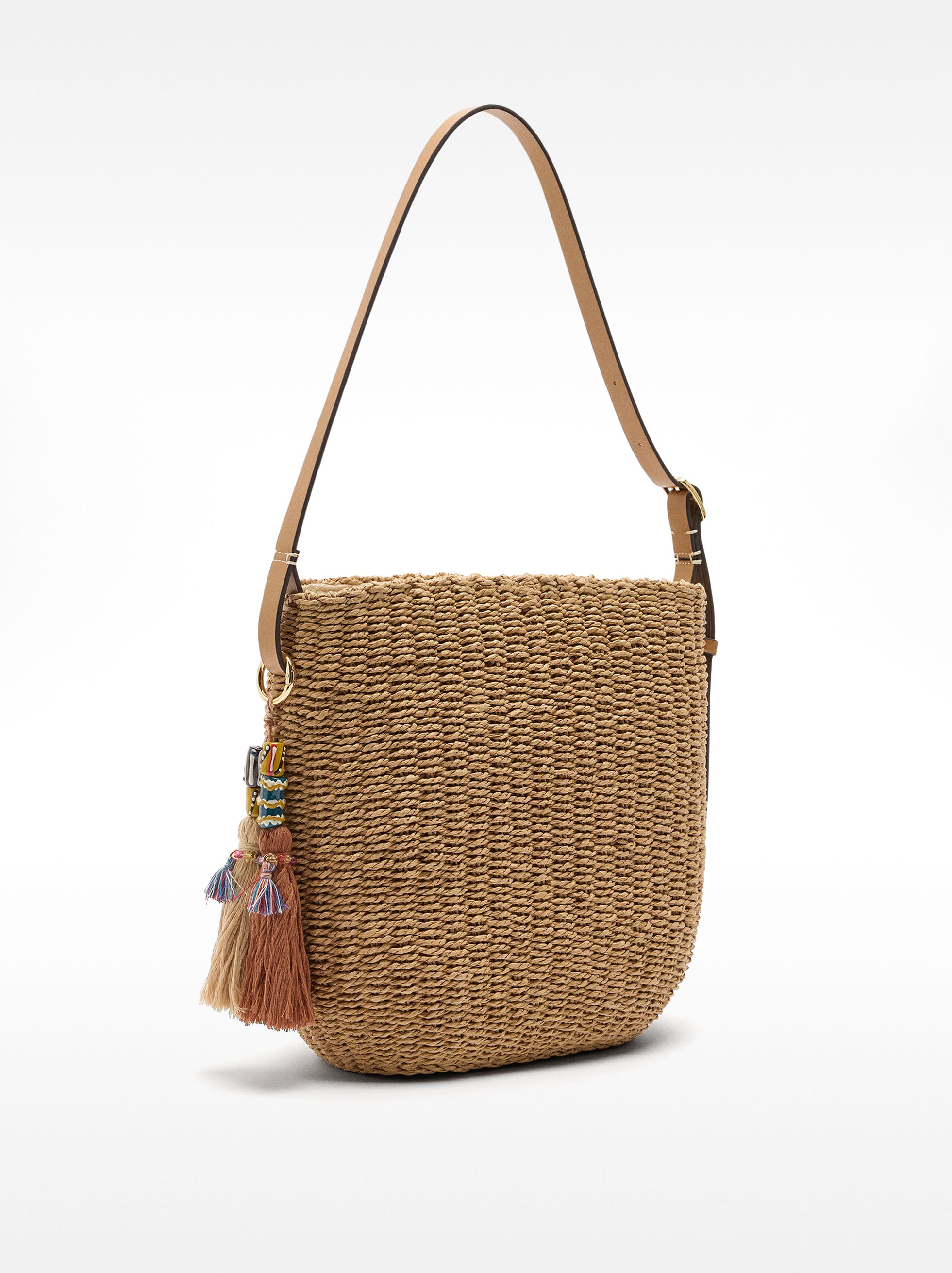 Cartera Tipo Bucket Efecto Rafia