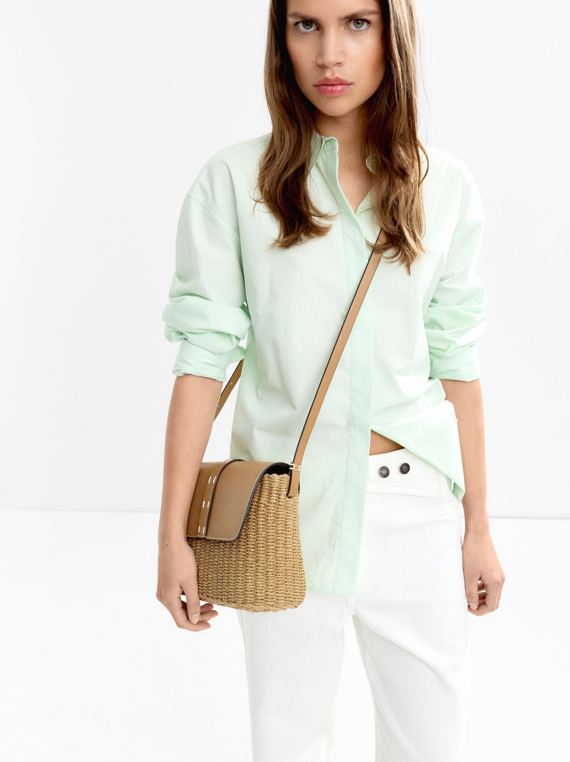 Cartera De Bandolera Efecto Rafia