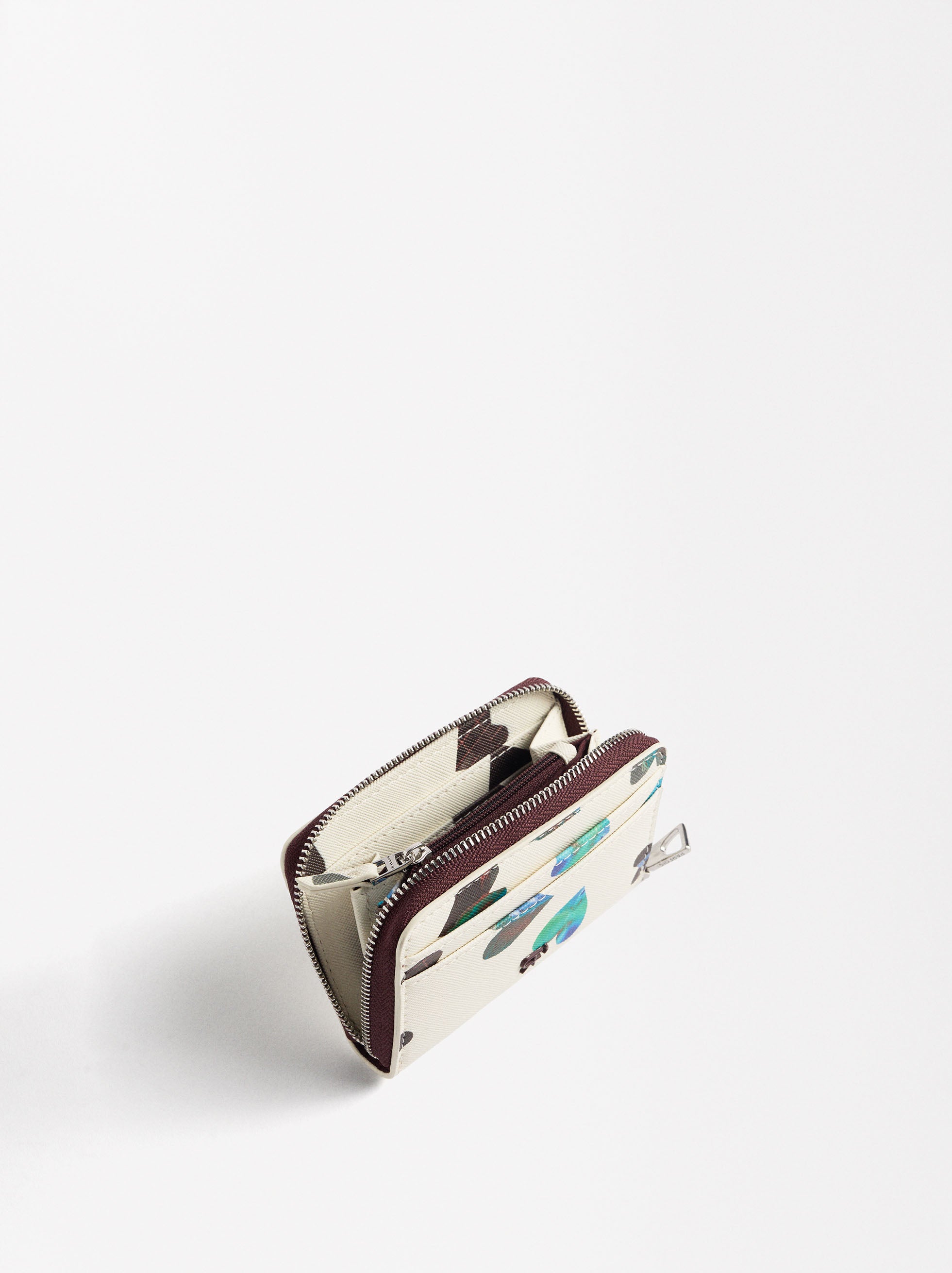 Billetera Estampada Con Corazones