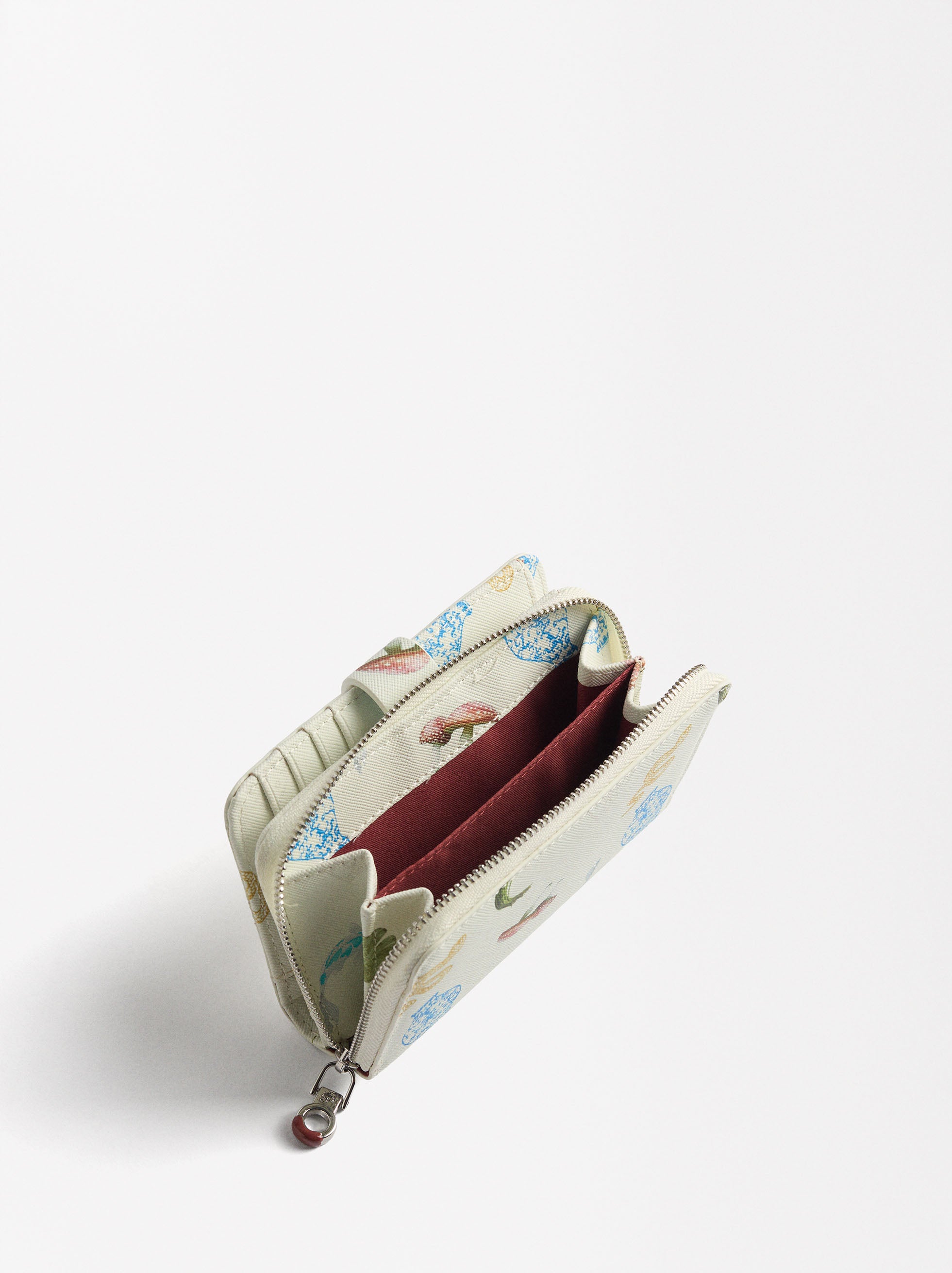 Cartera Estampada Con Textura