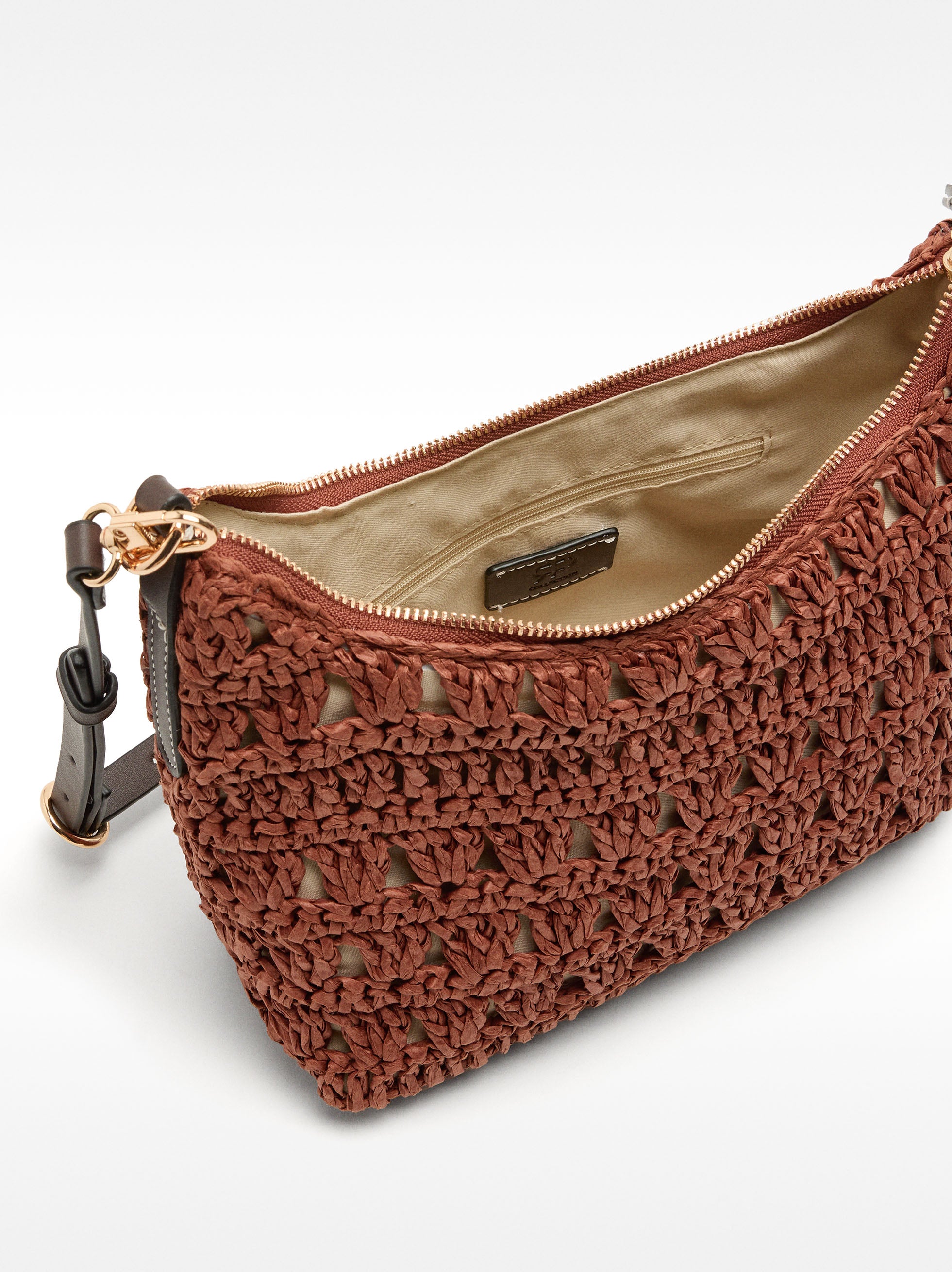 Bolso De Hombro Efecto Rafia Com Bandolera