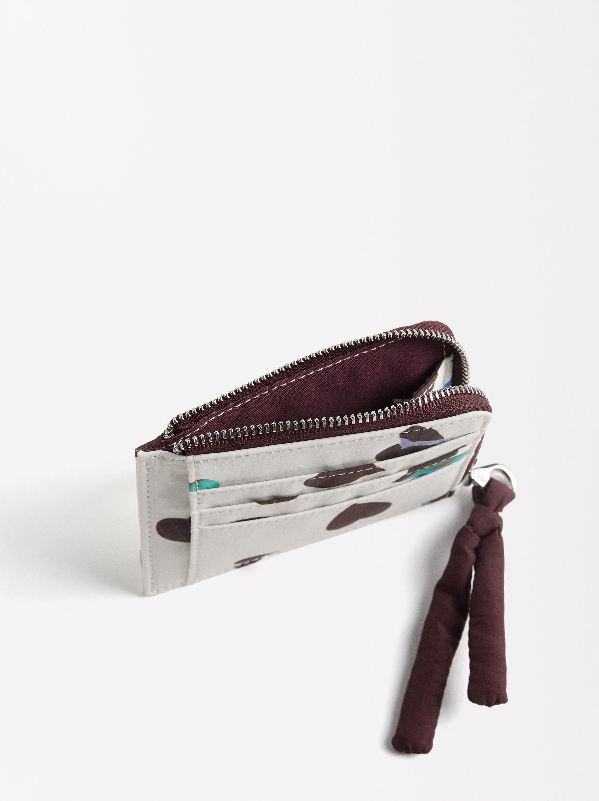 Tarjetero De Nylon Estampado