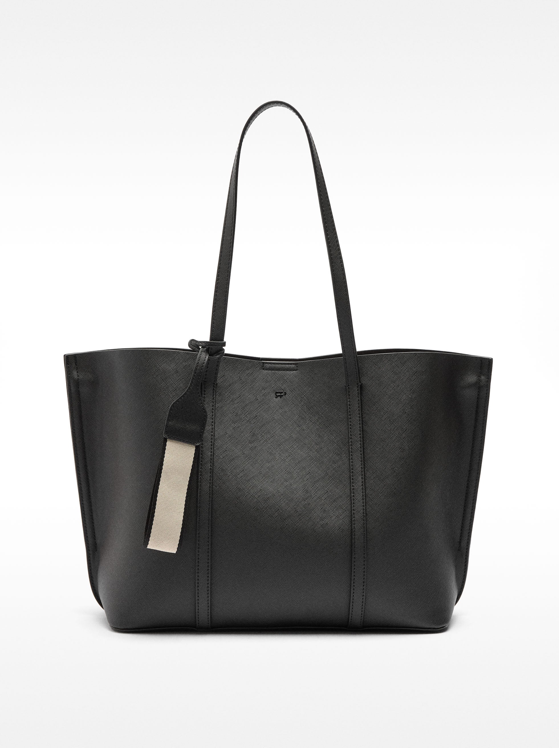 Cartera Shopper Con Colgante