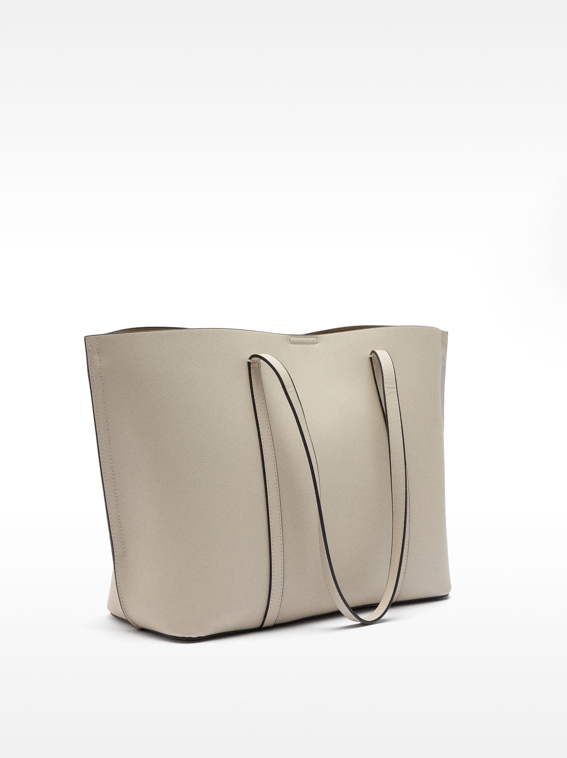 Cartera Shopper Con Colgante
