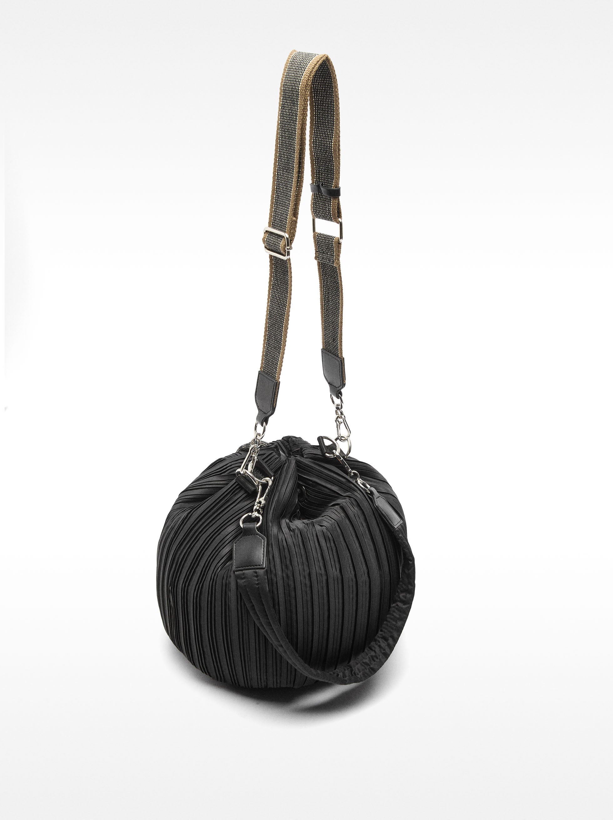 Cartera Bucket Plisado