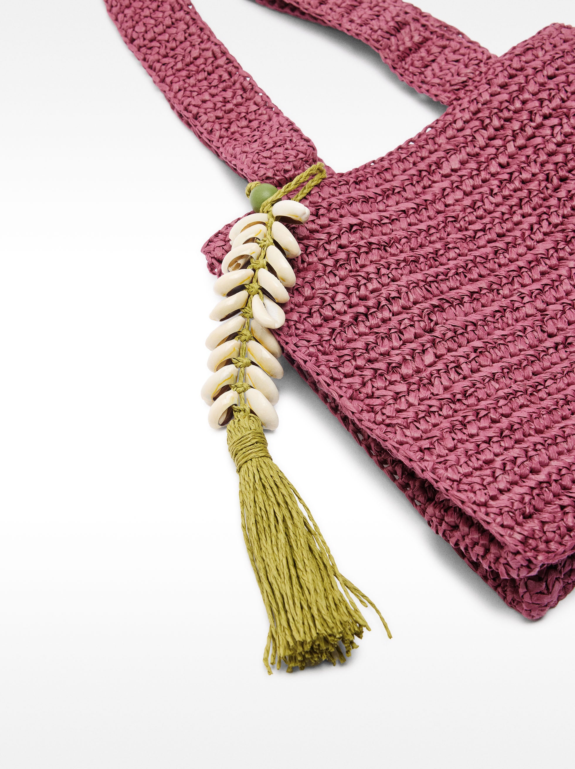Bolso Tote Efecto Rafia Con Detalle De Conchas Colgante M