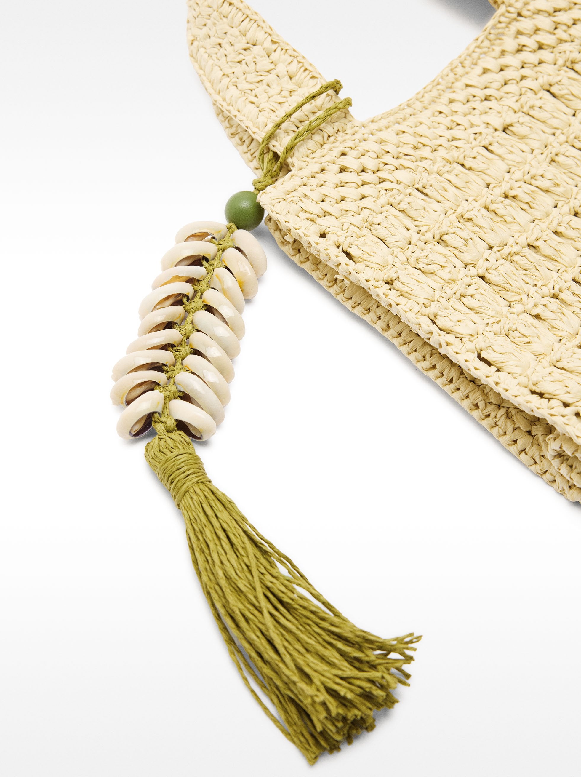 Bolsa Tote Efecto Rafia Con Detalle De Conchas Colgante S