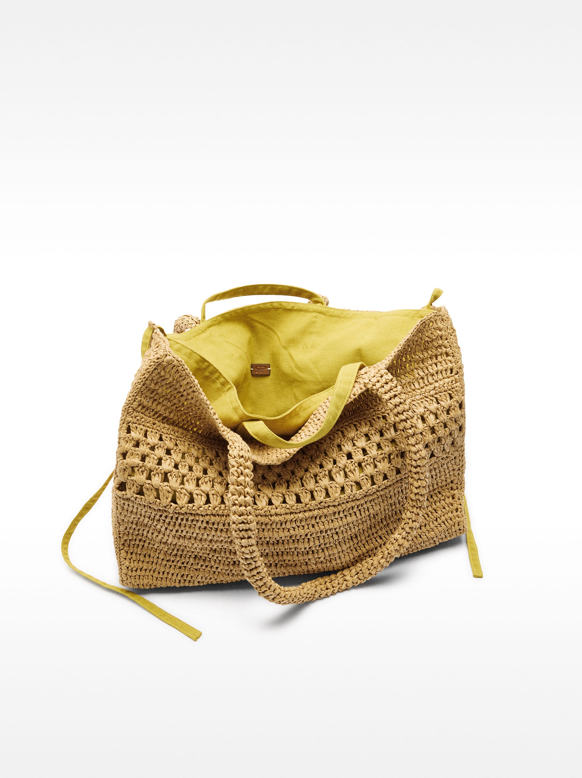 Bolso Shopper Efecto Rafia Con Detalle Trenzado