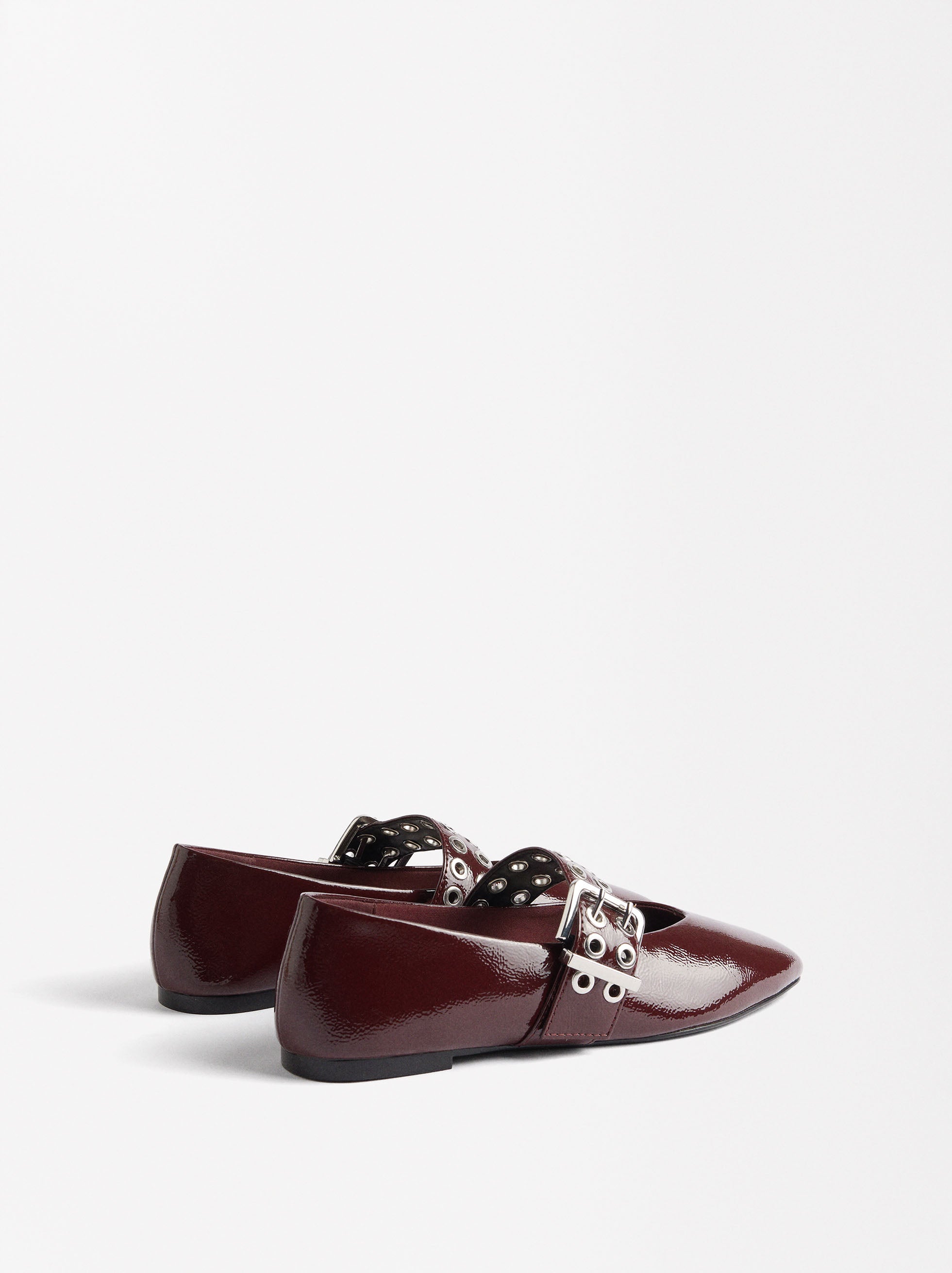 Bailarinas De Charol Con Tachuelas