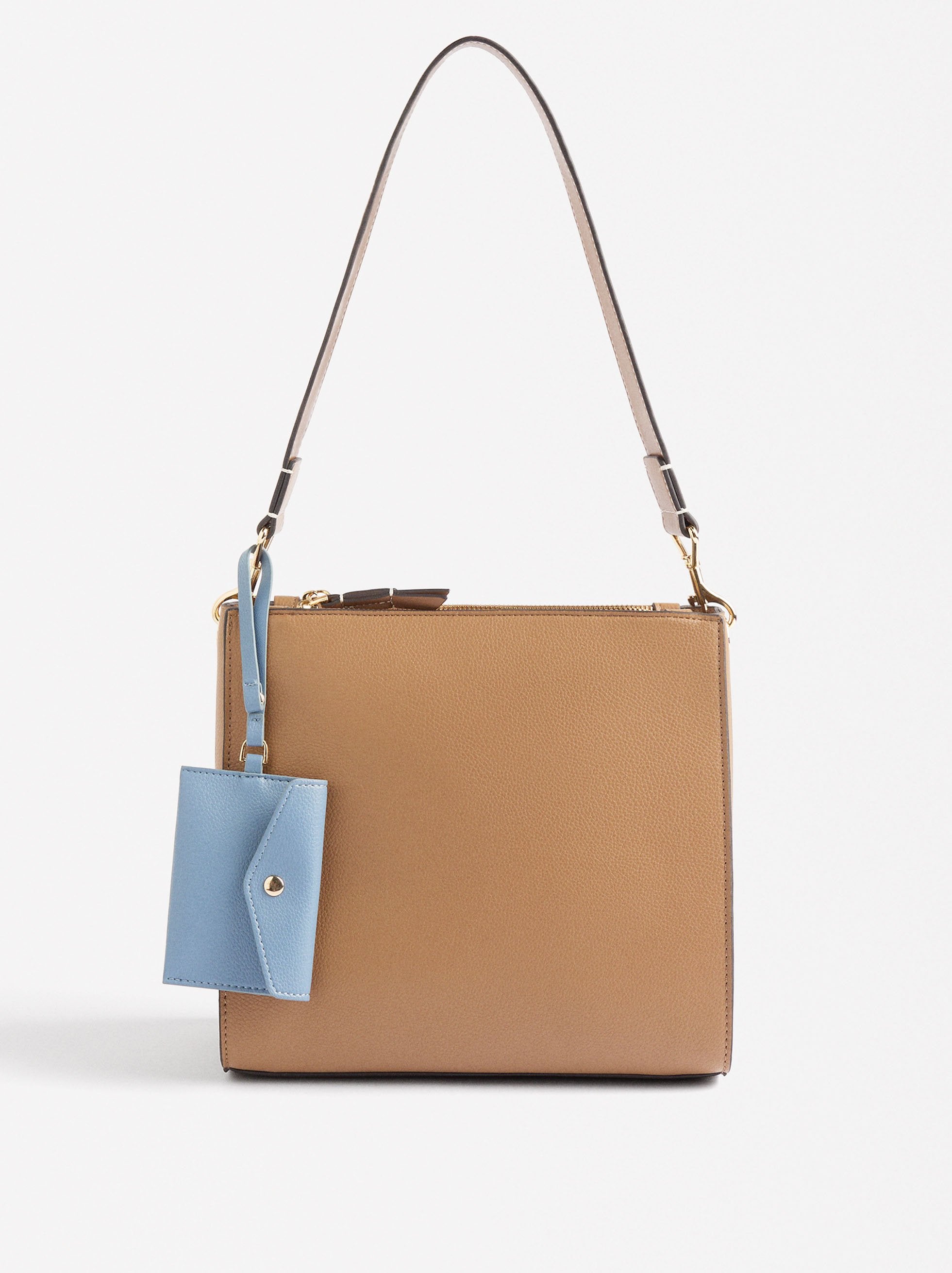 Cartera De Hombro Con Colgante