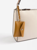 Cartera De Hombro Con Colgante