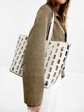 Cartera Shopper Perforado Con Cartera Extraíble