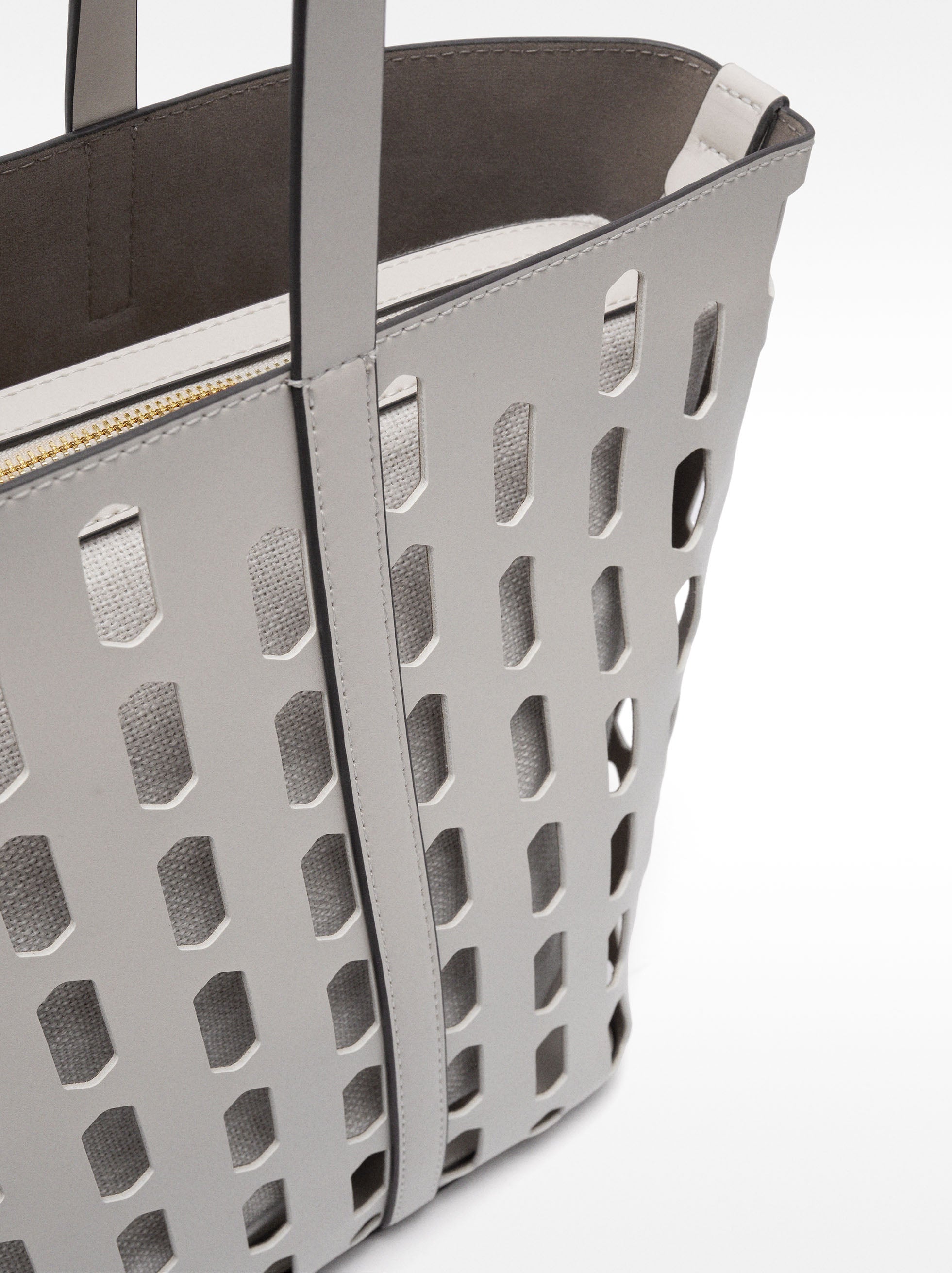 Cartera Shopper Perforado Con Cartera Extraíble