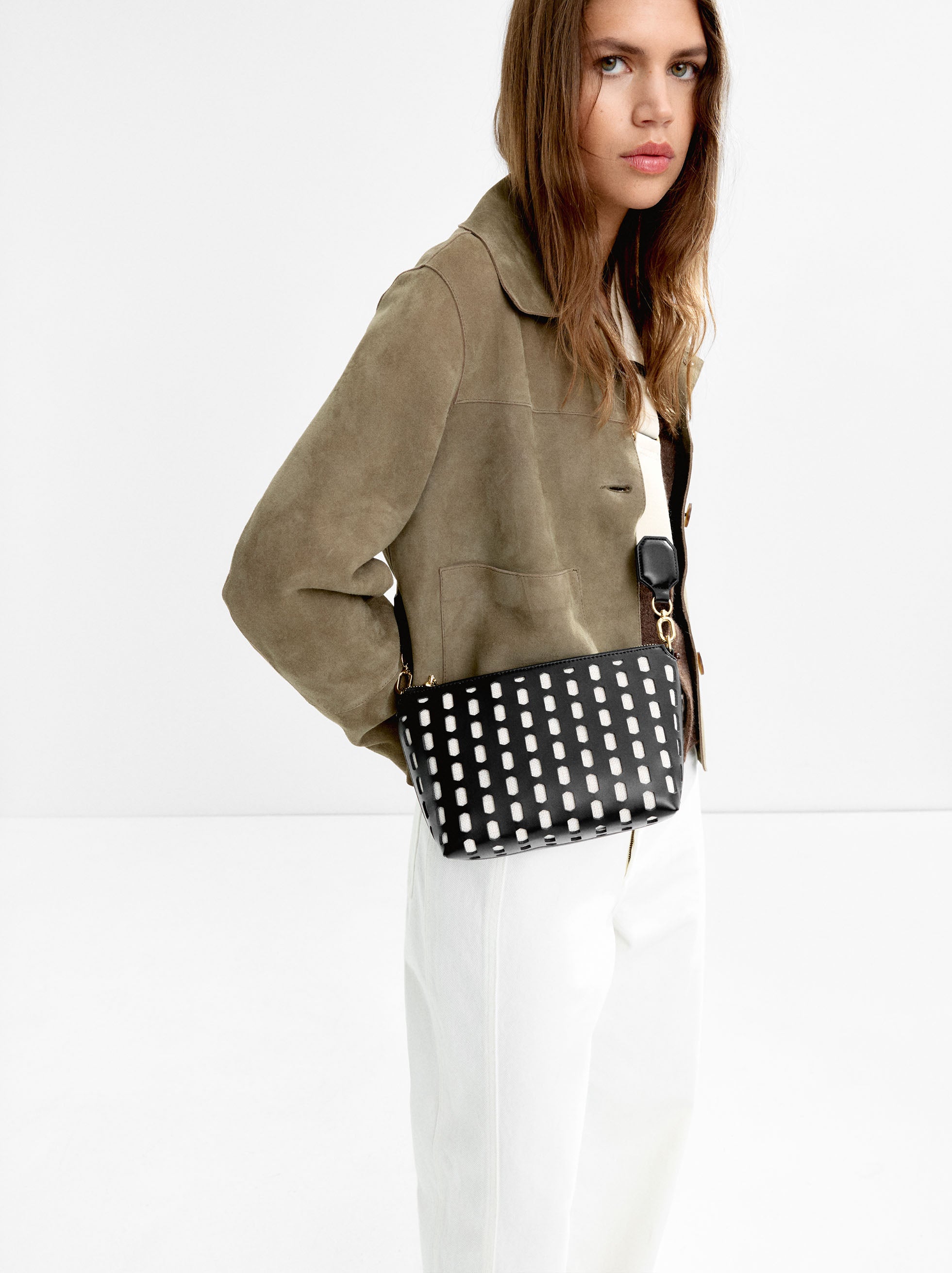Cartera Bandolera Perforado