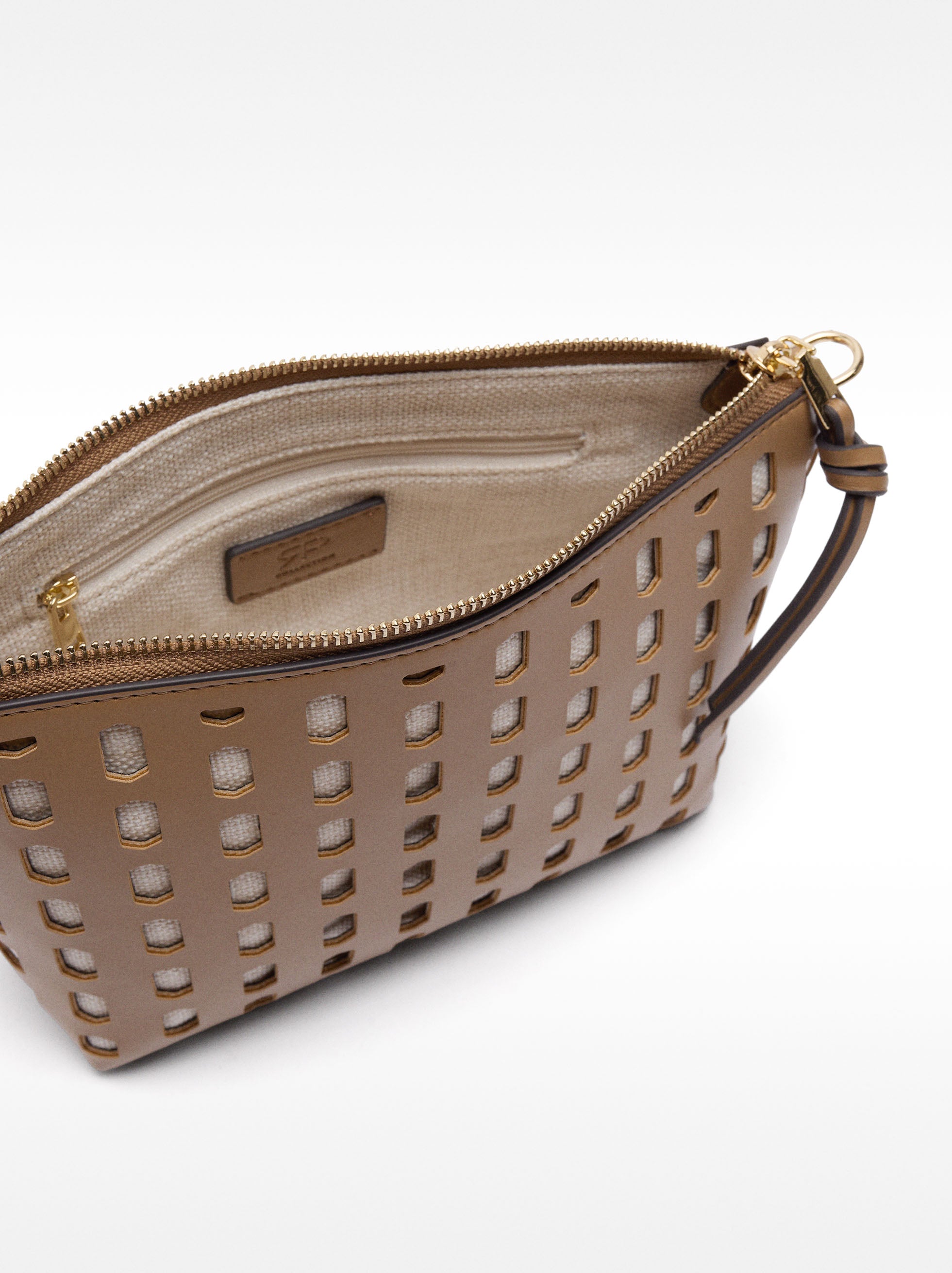 Cartera Bandolera Perforado