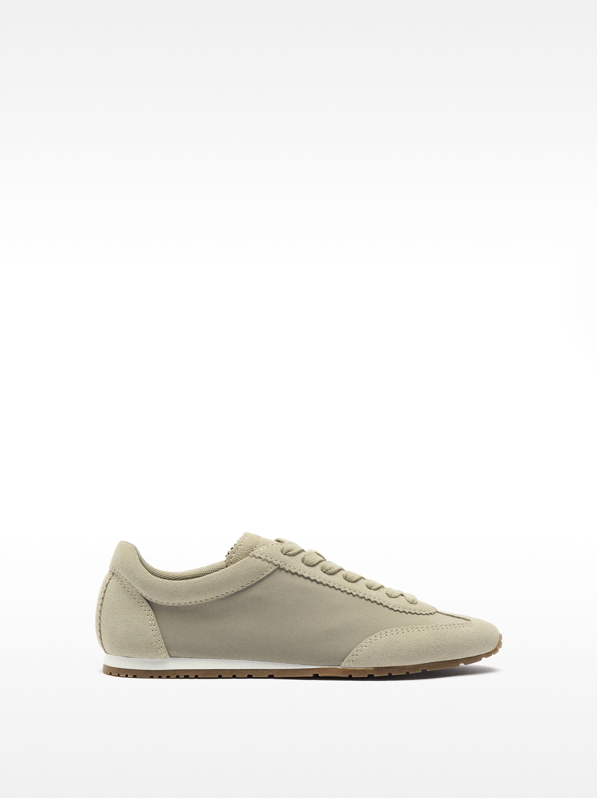 Zapatillas De Cuero Combinadas