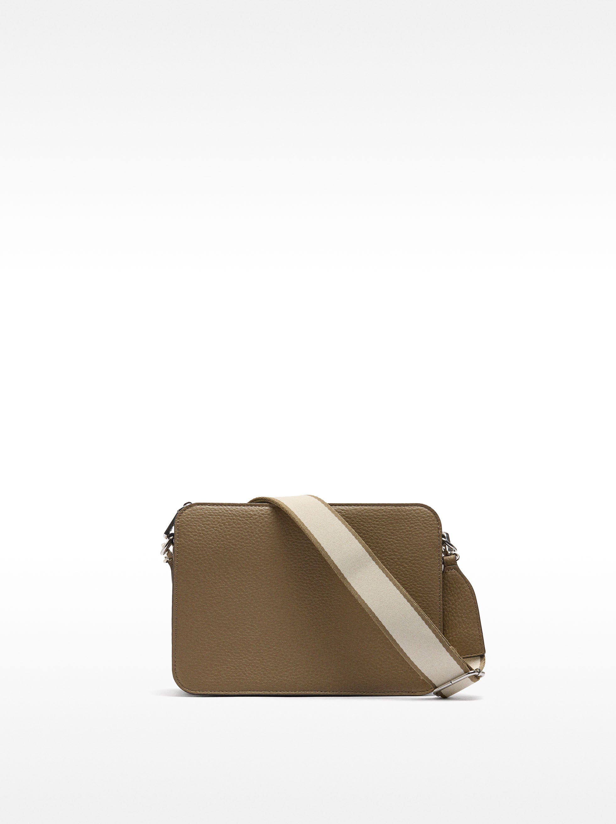 Cartera Bandolera Con Textura