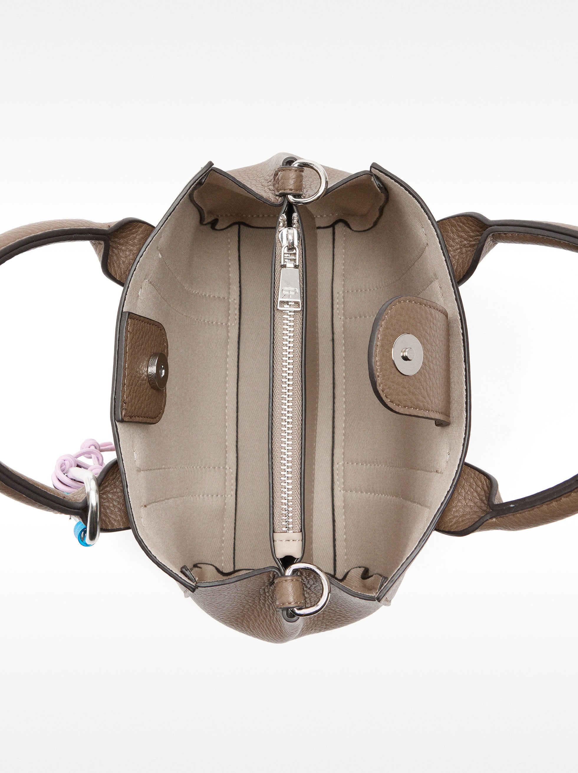 Bolso Tote Con Colgante S