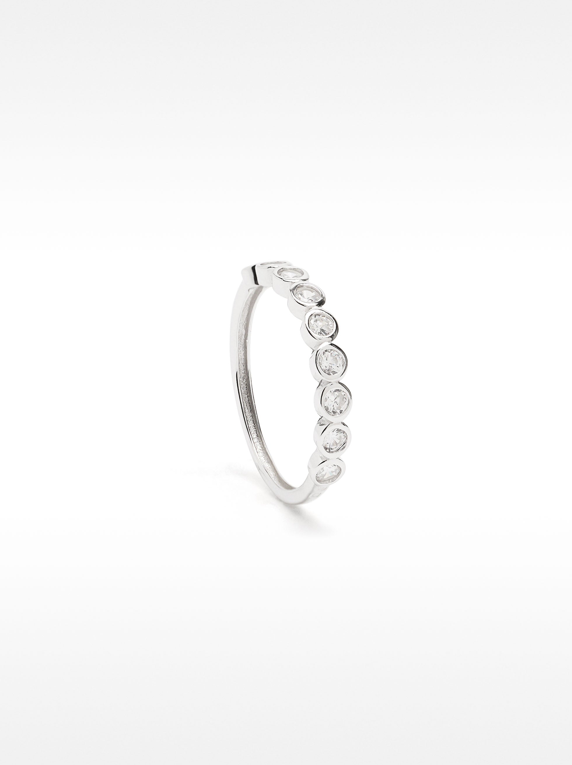 Anillo Con Cristales - Plata De Ley 925