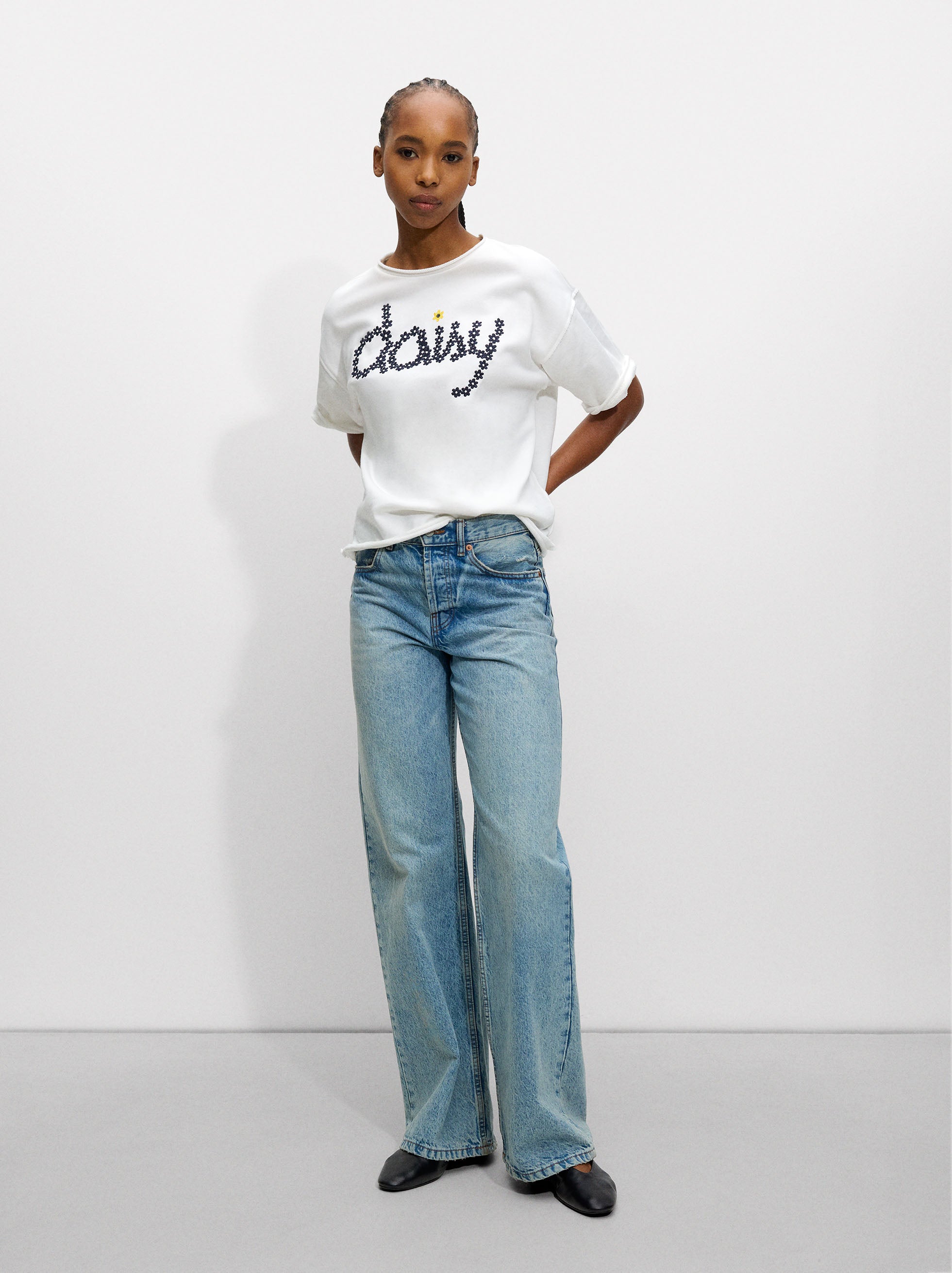 Camiseta Con Bordado