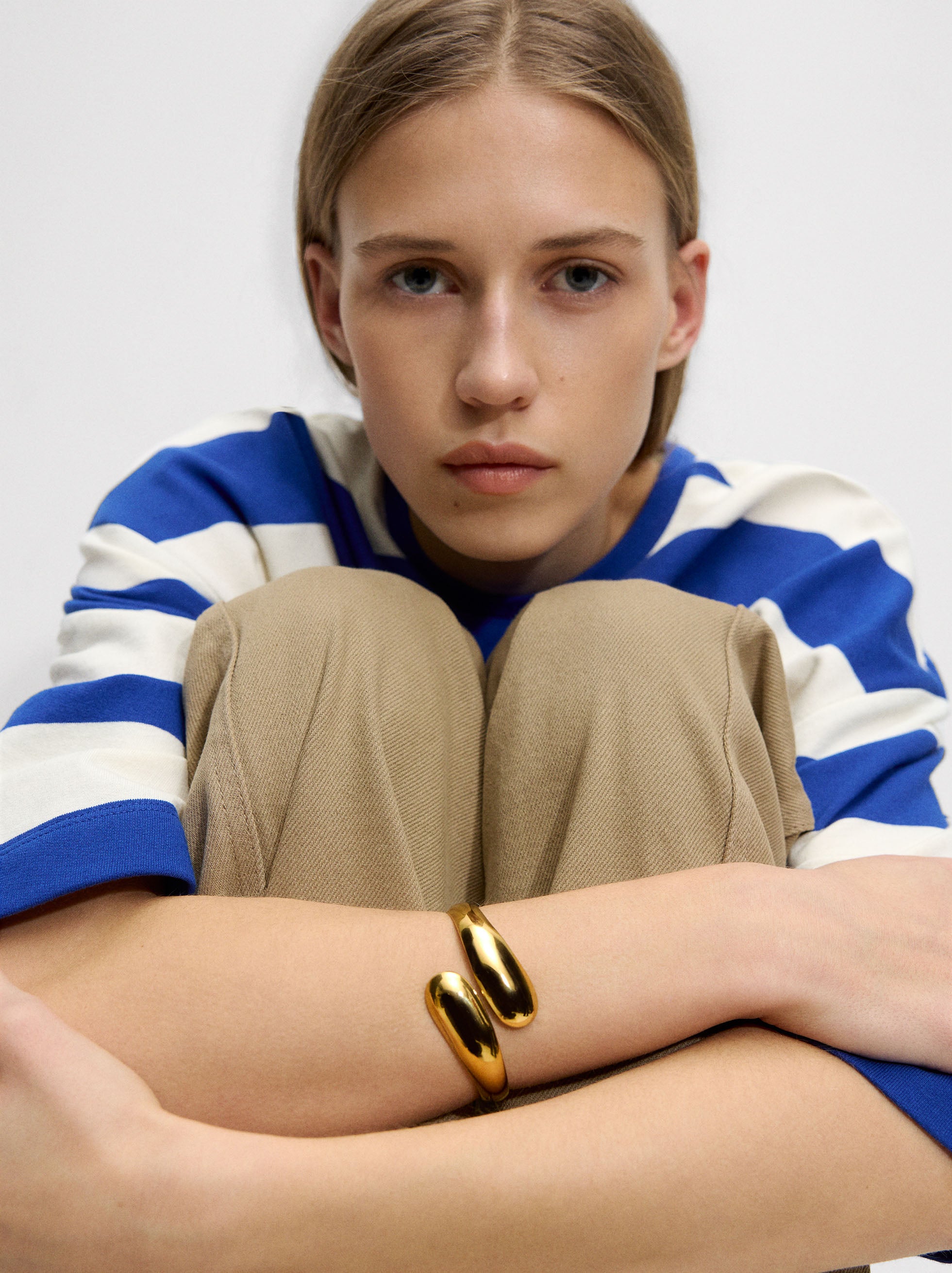 Pulsera Rígida Cruzada - Acero Inoxidable