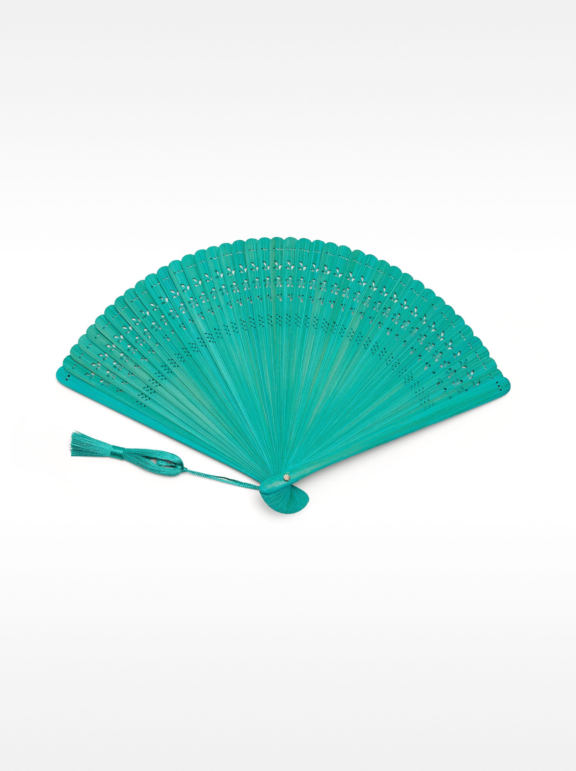 Abanico Bambú Con Perforado