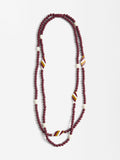 Collar Largo Con Detalles Contrastantes