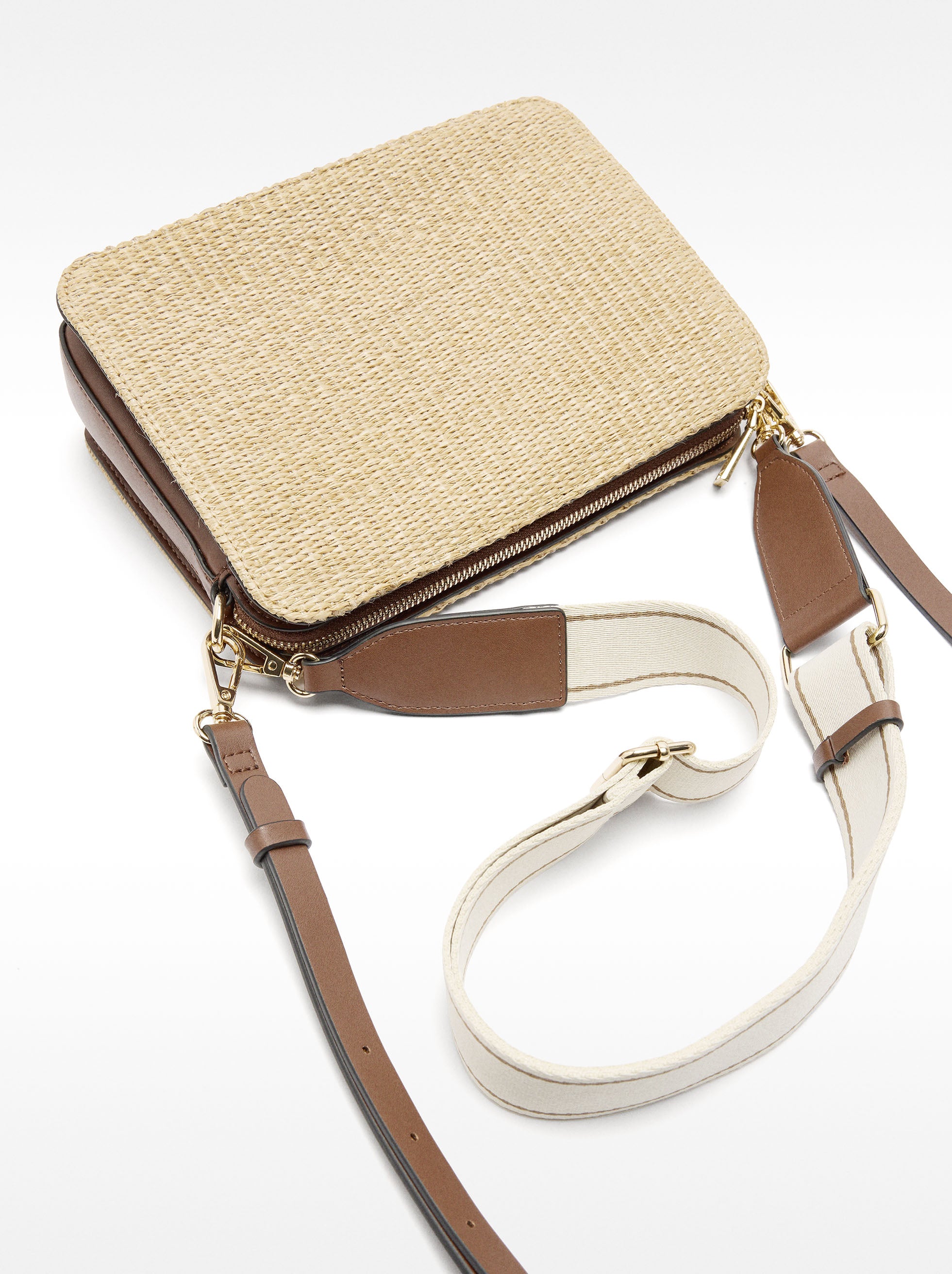 Bolso Bandolera Rectangular  Efecto Rafia