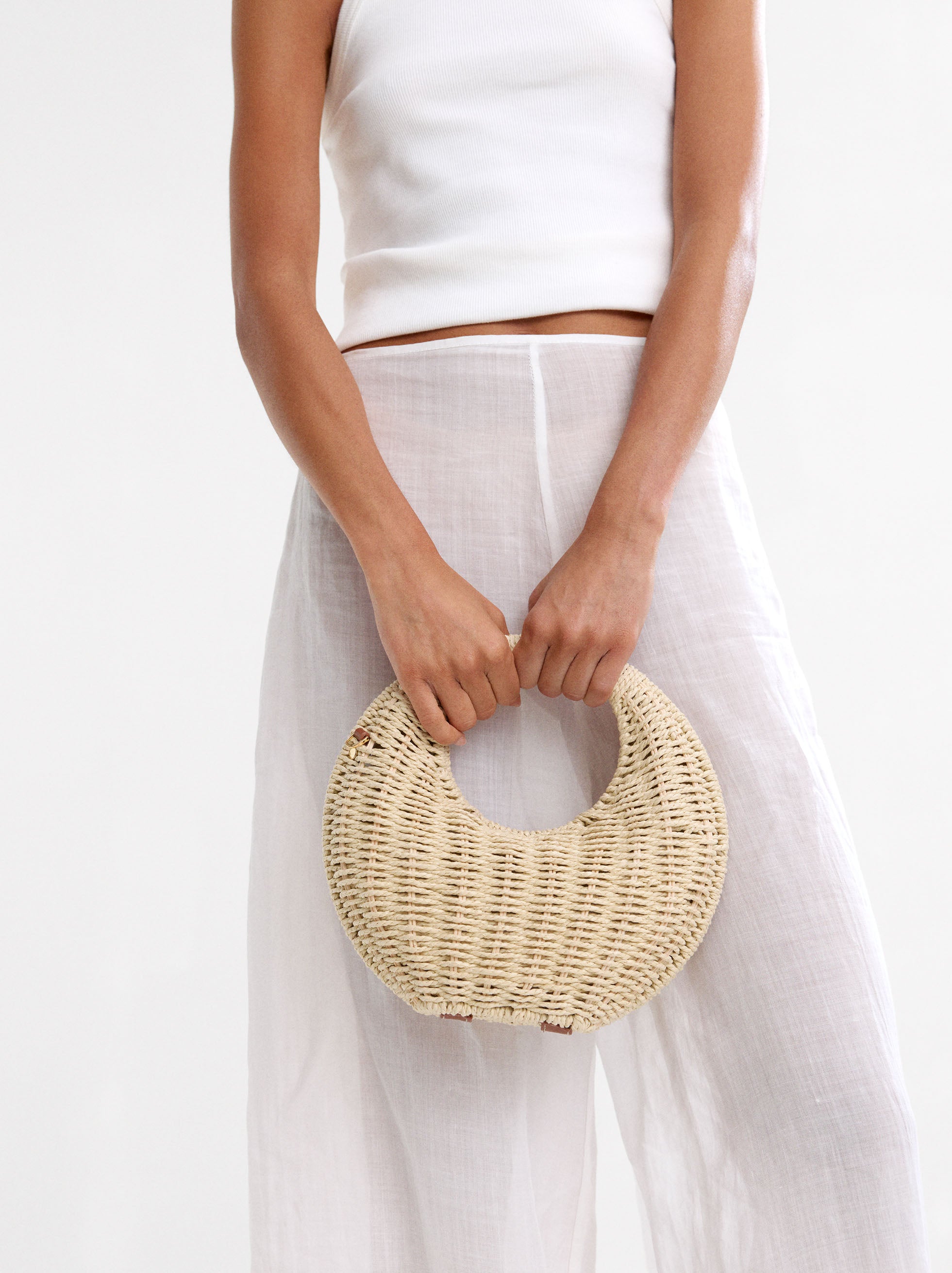 Bolso Bandolera Redondo Efecto Rafia