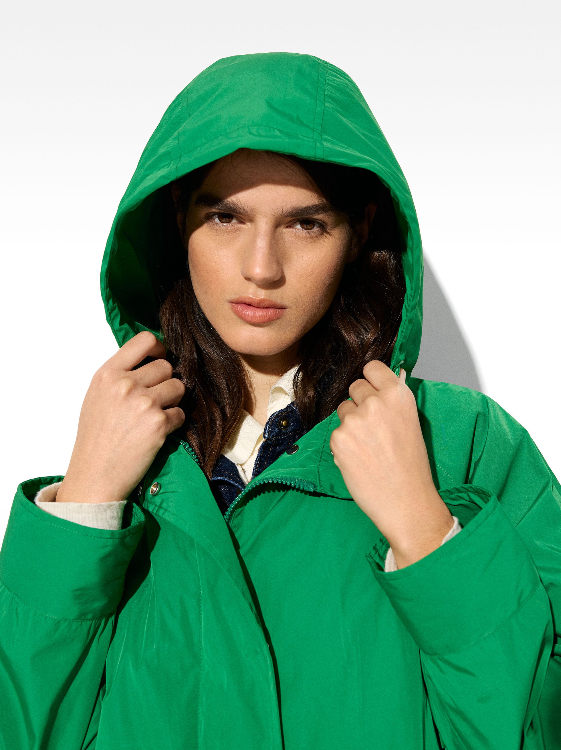Impermeable Con Capucha