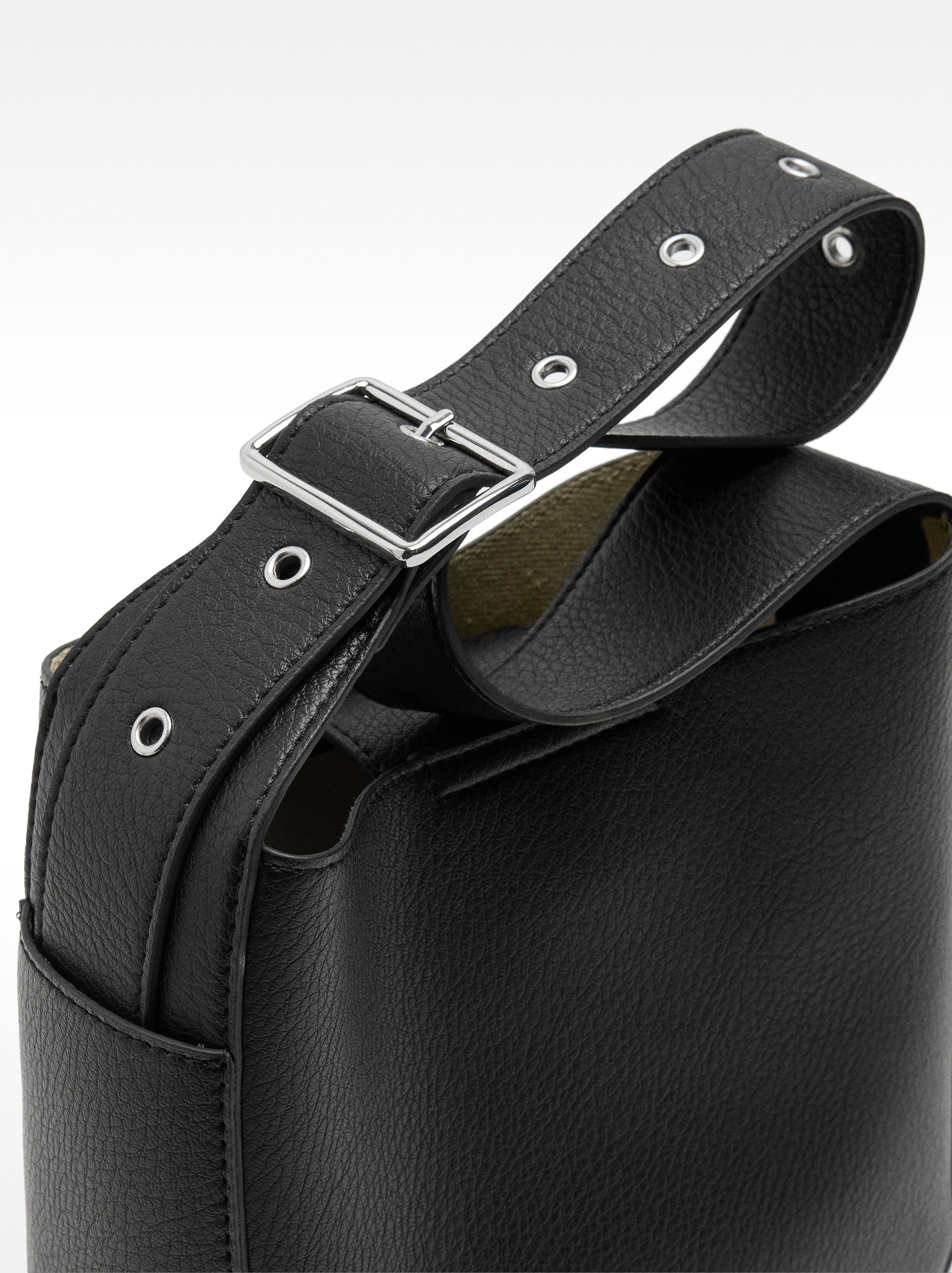 Cartera De Hombro Con Textura