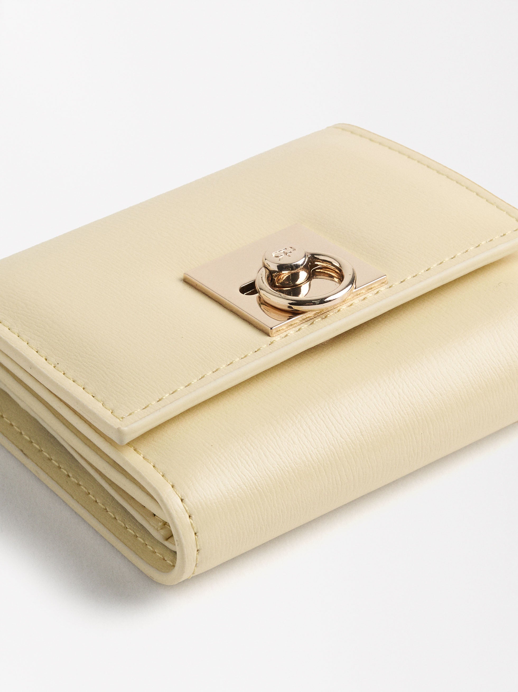 Billetera Con Cierre De Solapa