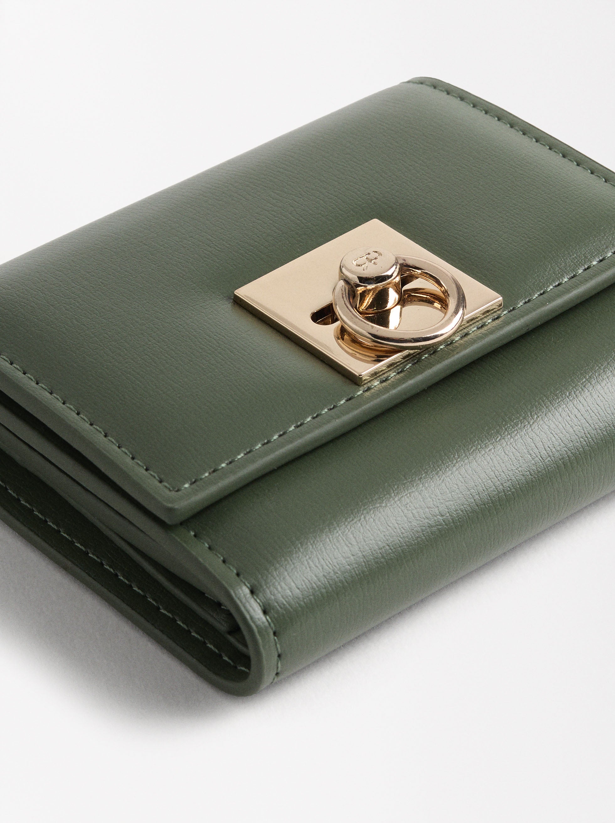 Billetera Con Cierre De Solapa