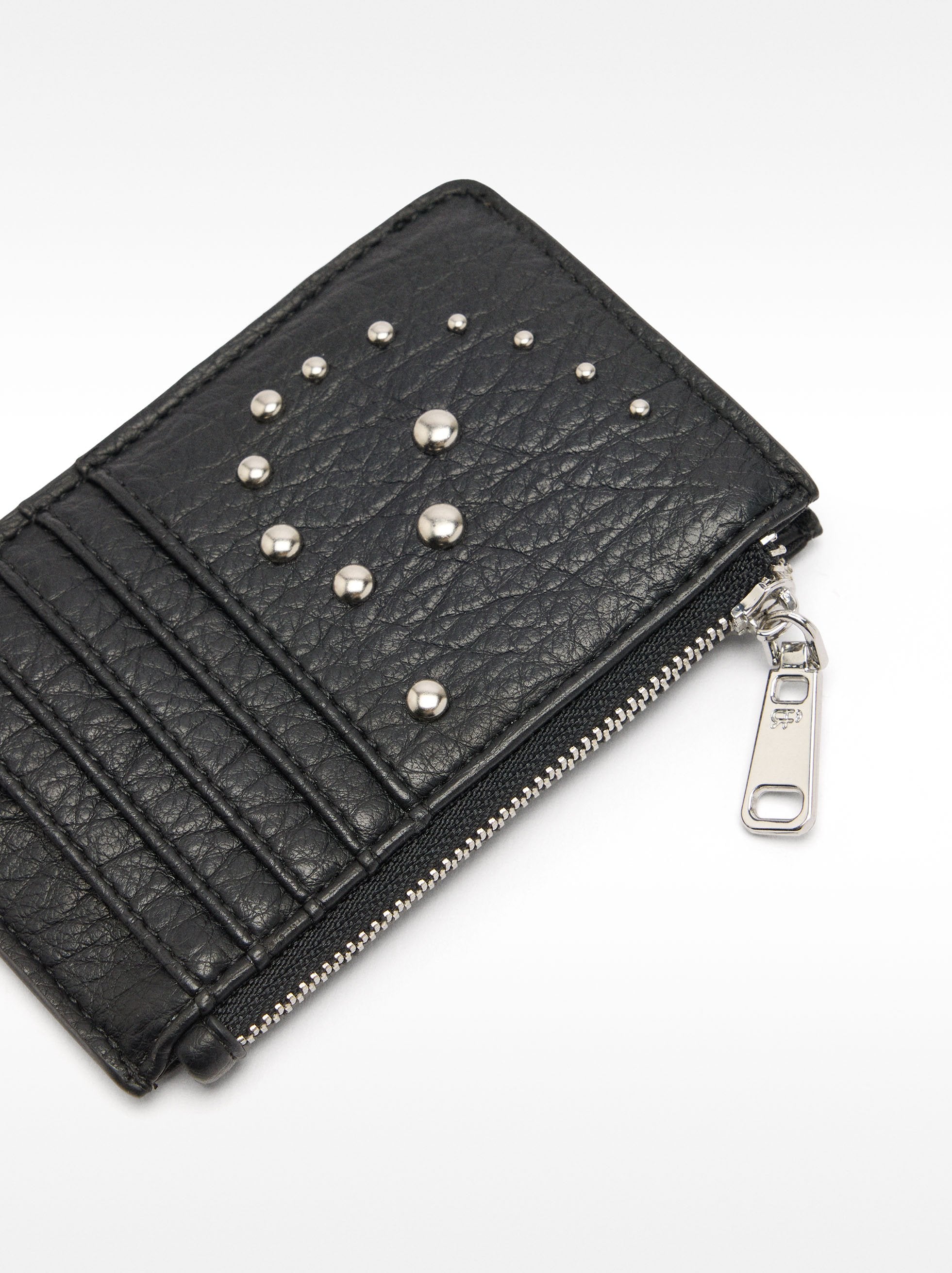 Tarjetero Básico Com Tachuelas