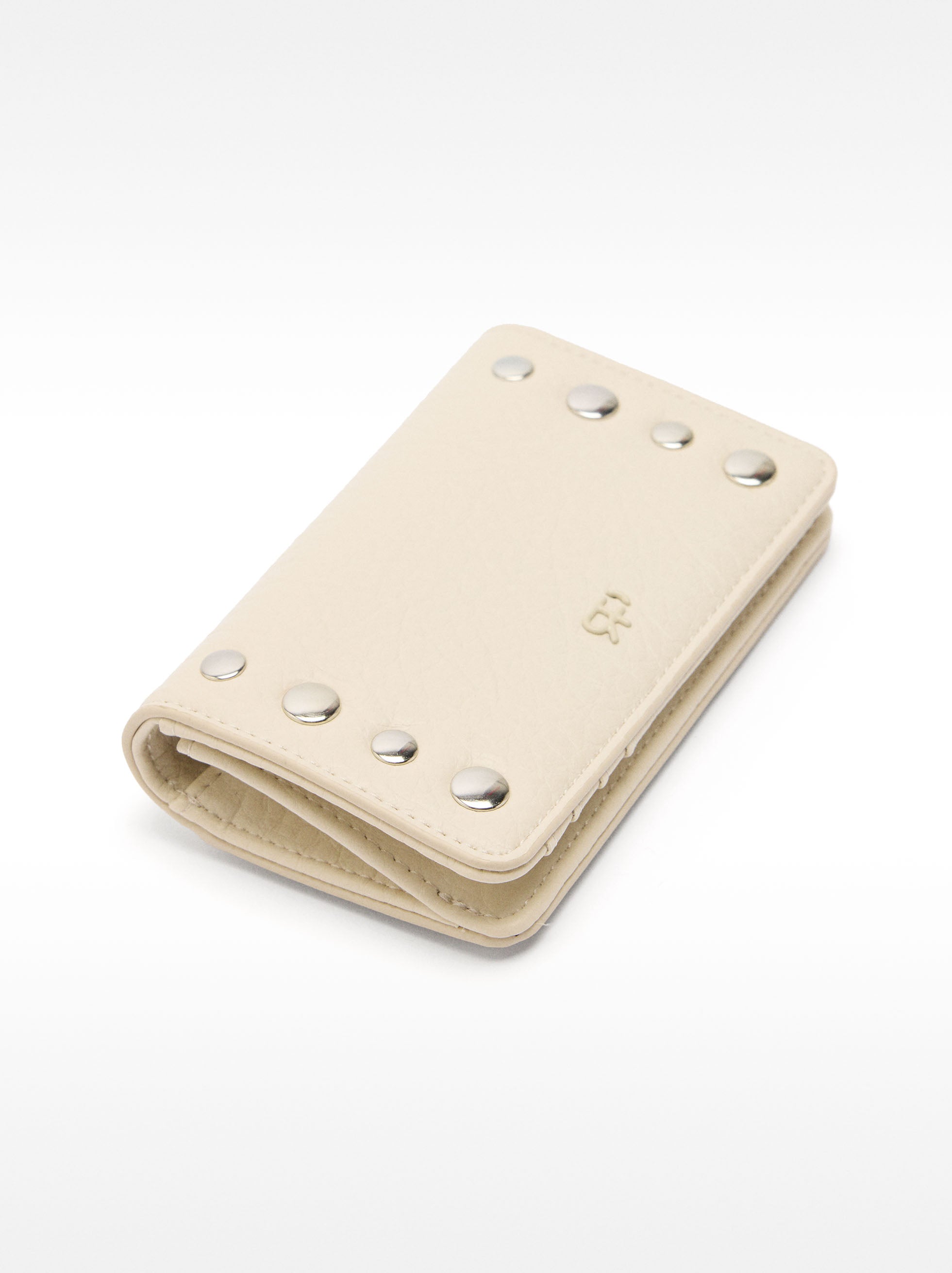 Tarjetero Con Tachuelas