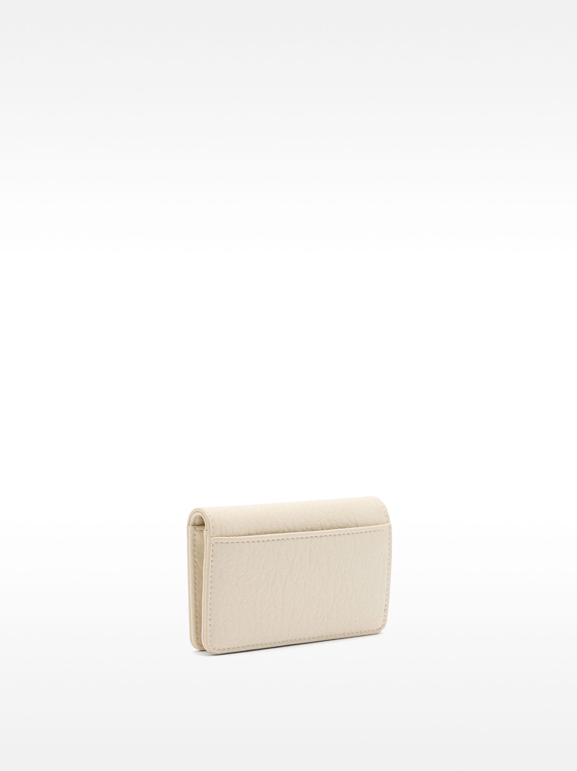 Tarjetero Con Tachuelas