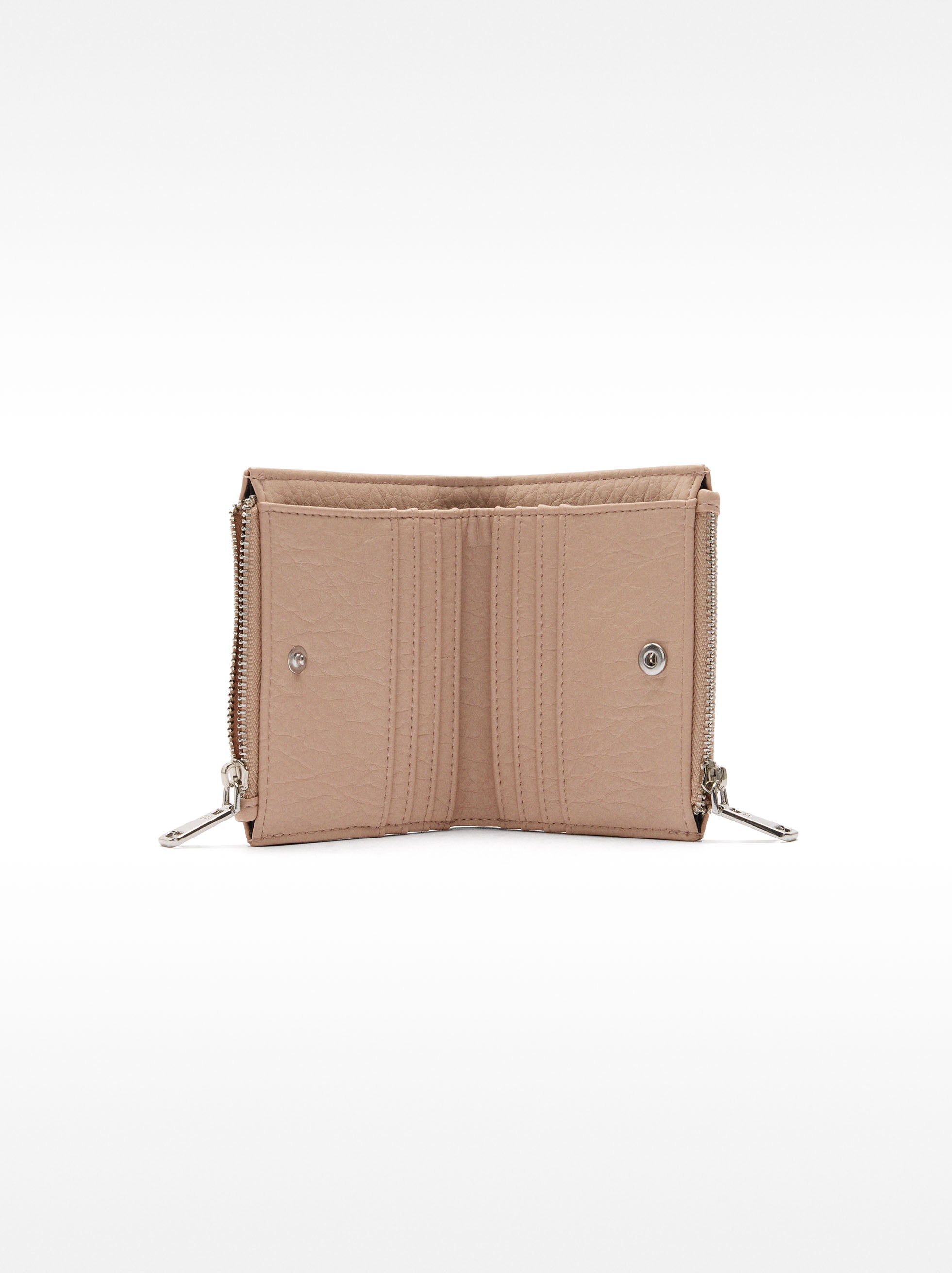 Billetera Con Tachuelas