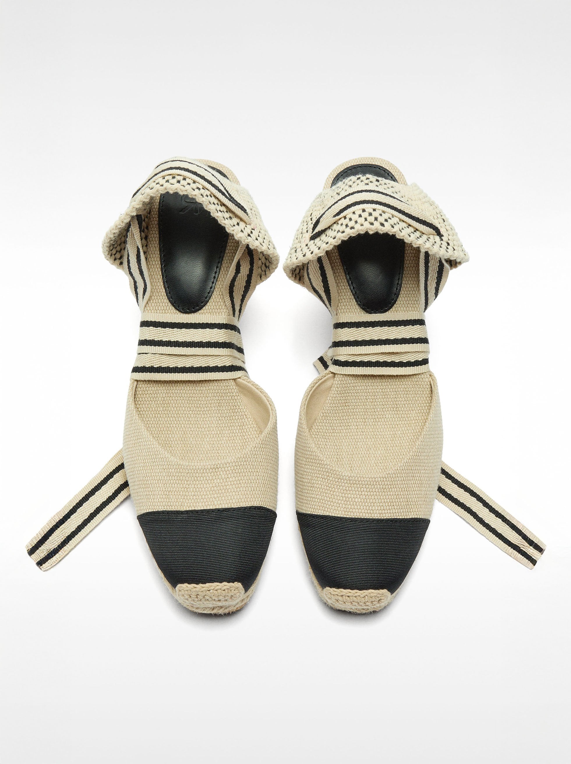 Cuñas Tejido Bicolor Con Tira