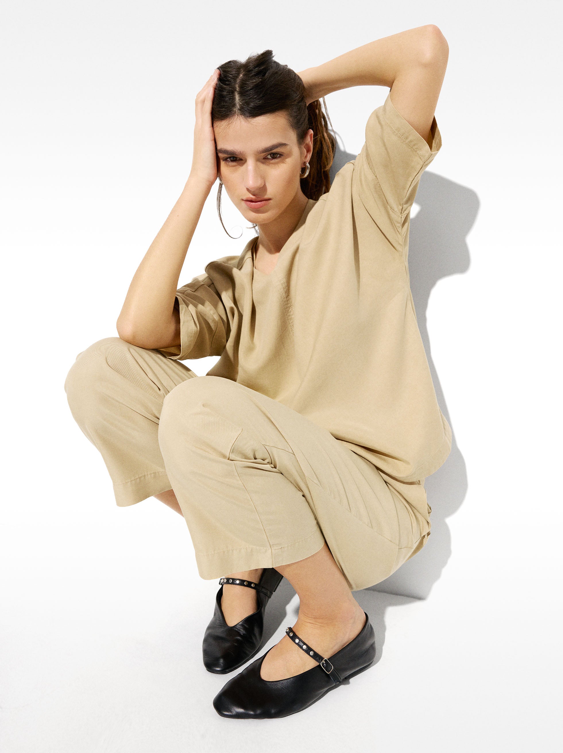 Pantalón Fluido Con Cintura Elástica