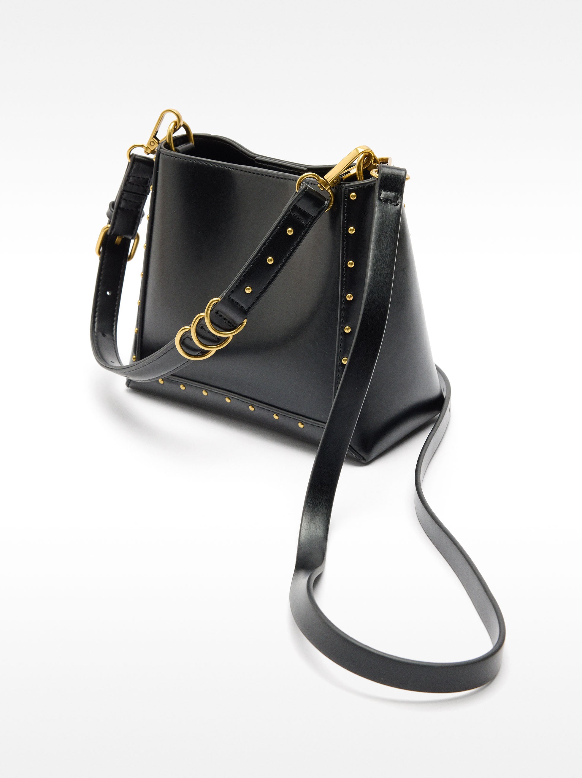 Bolso Tote Con Tachuelas