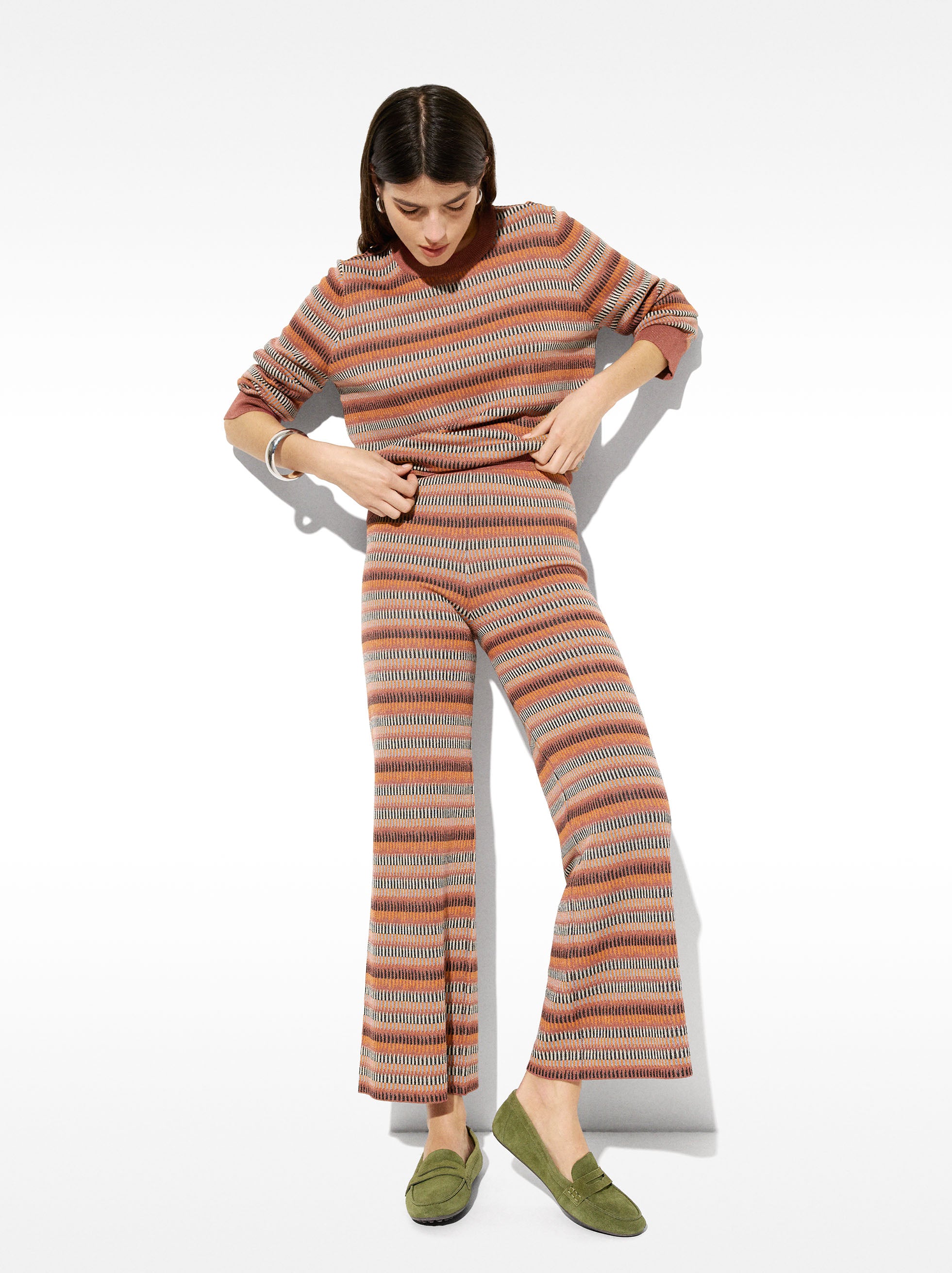 Chompa De Punto Jacquard A Rayas