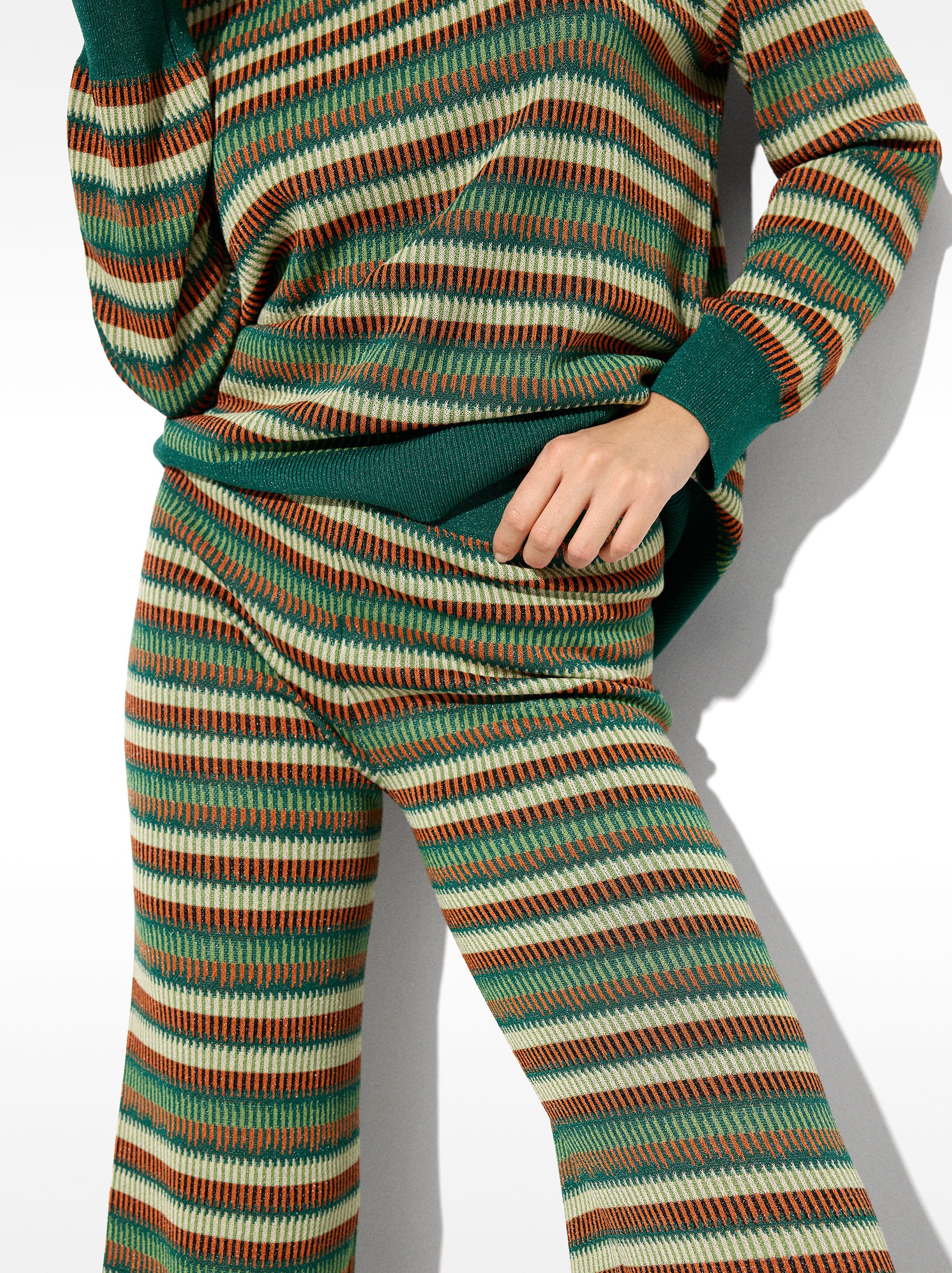 Pantalón De Punto Jacquard A Rayas