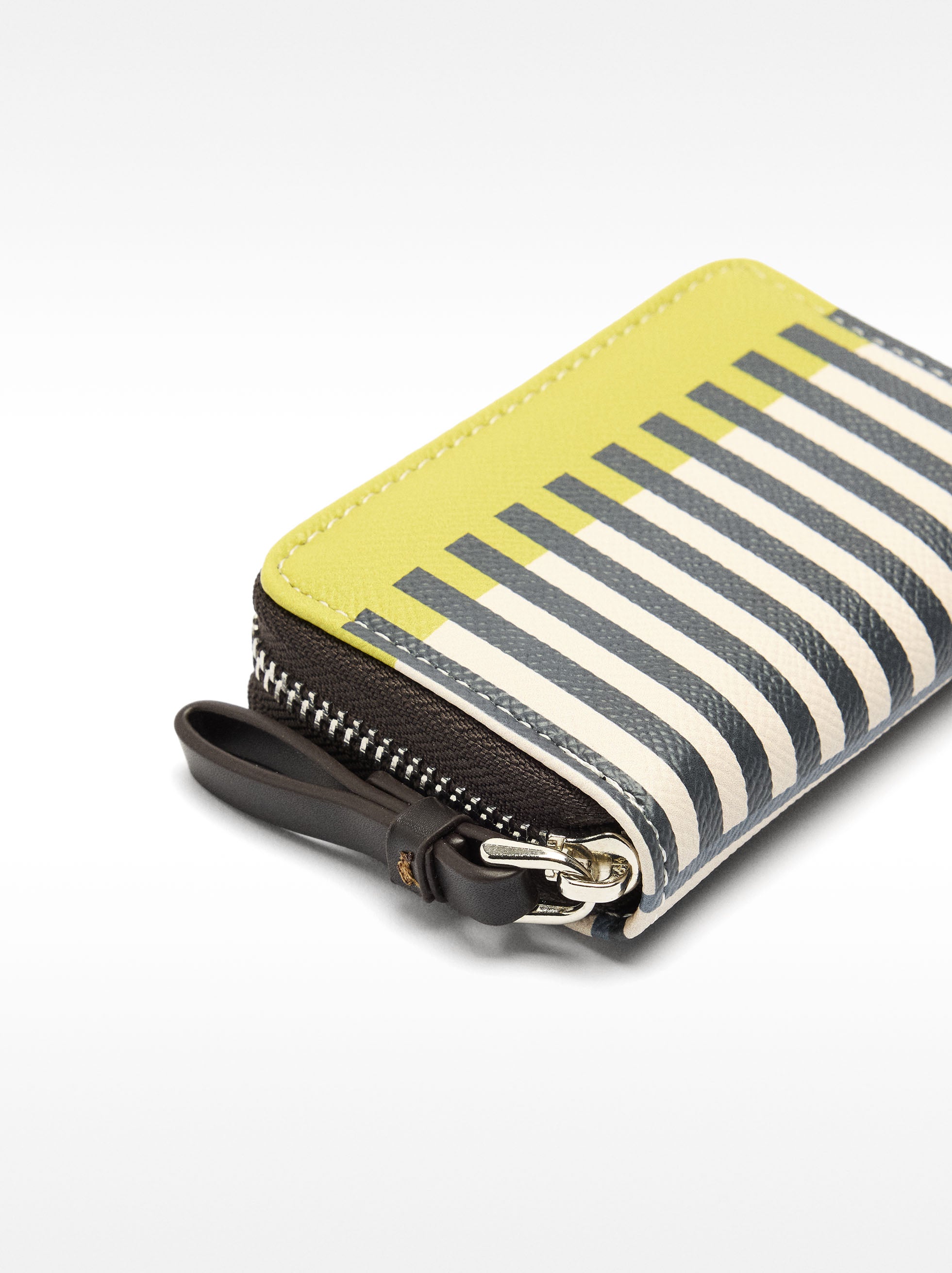 Tarjetero A Rayas
