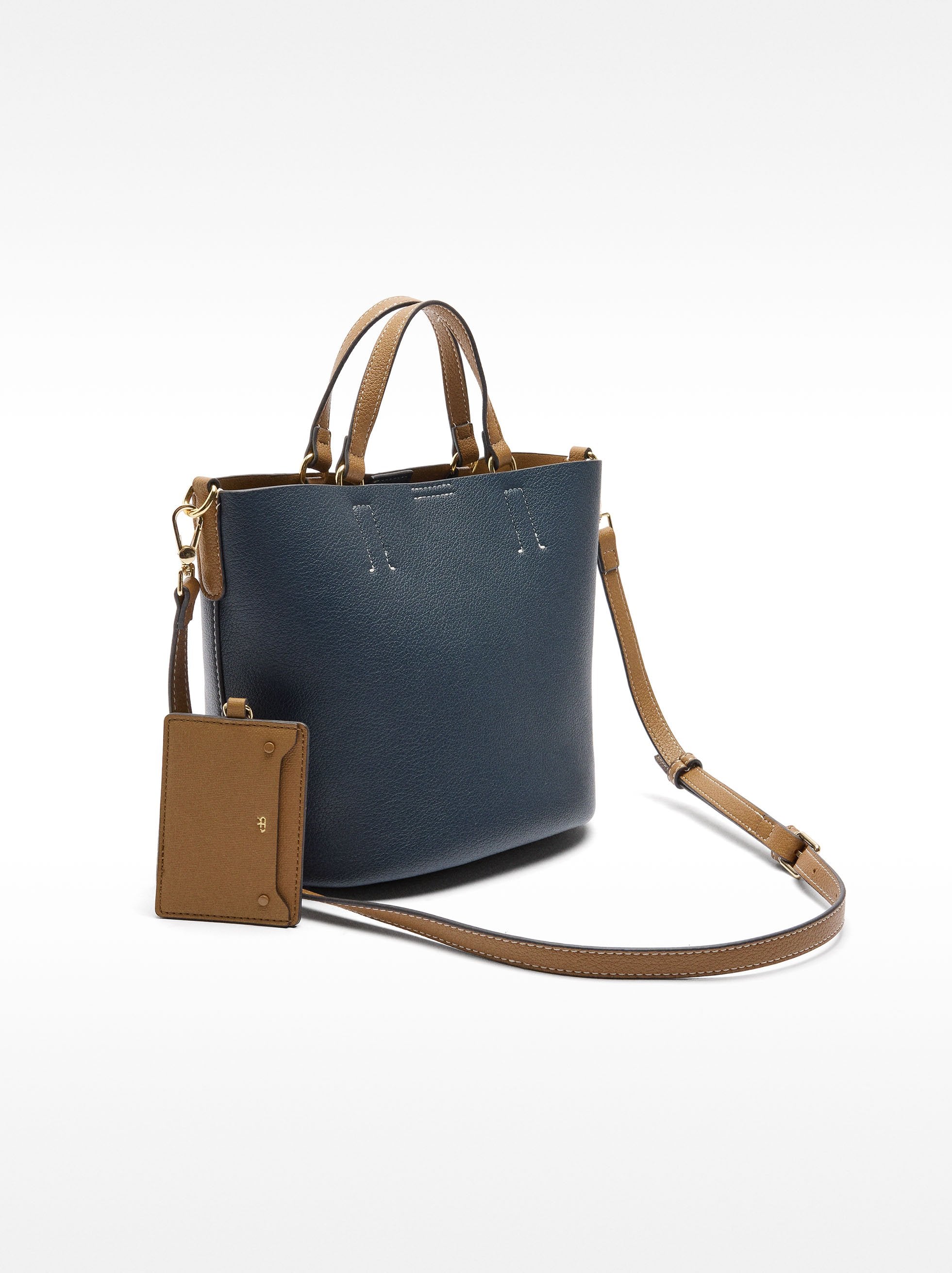 Cartera Tote Con Colgante