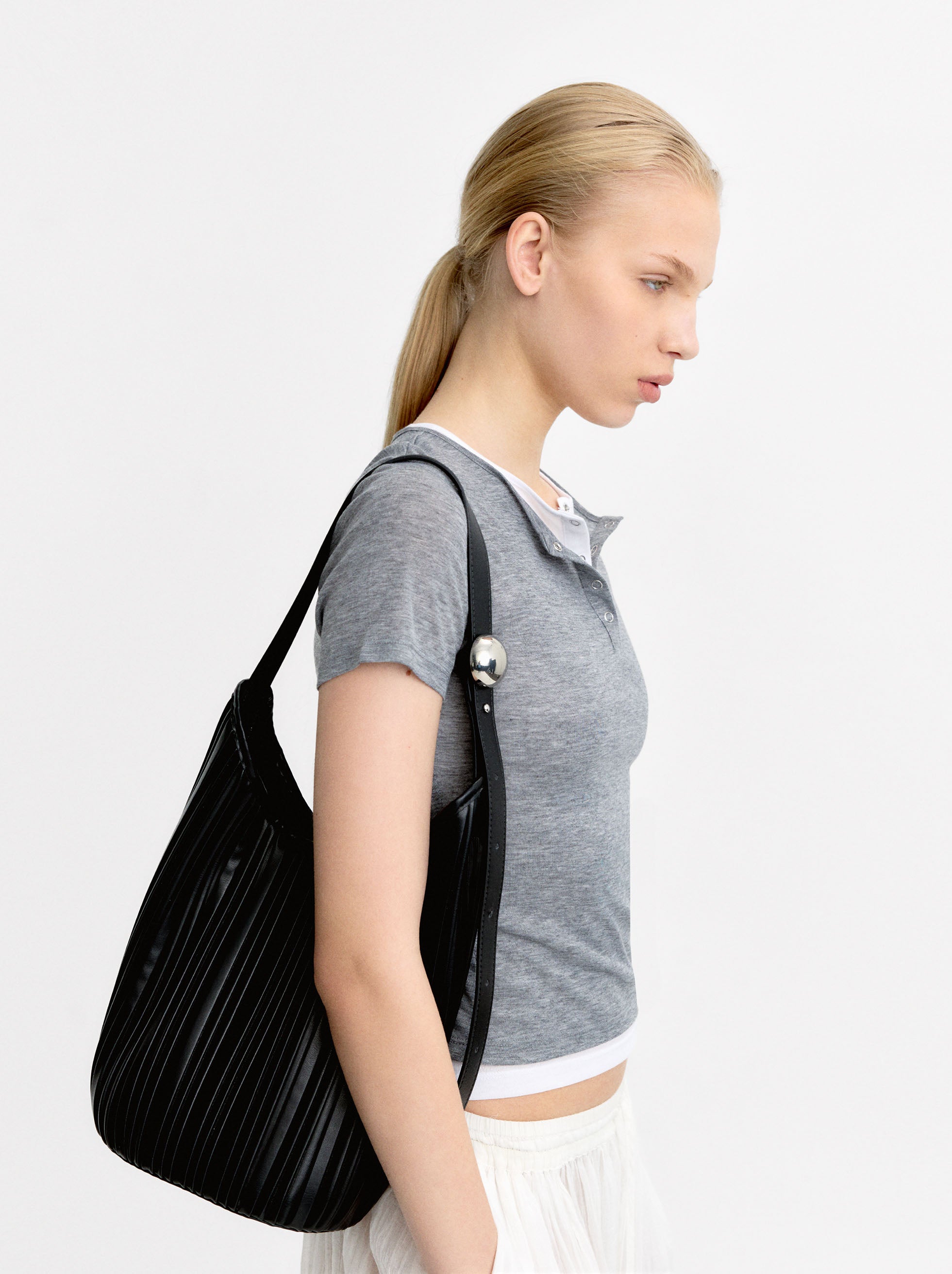 Bolso De Hombro Plisado Con Bolsa Extraíble