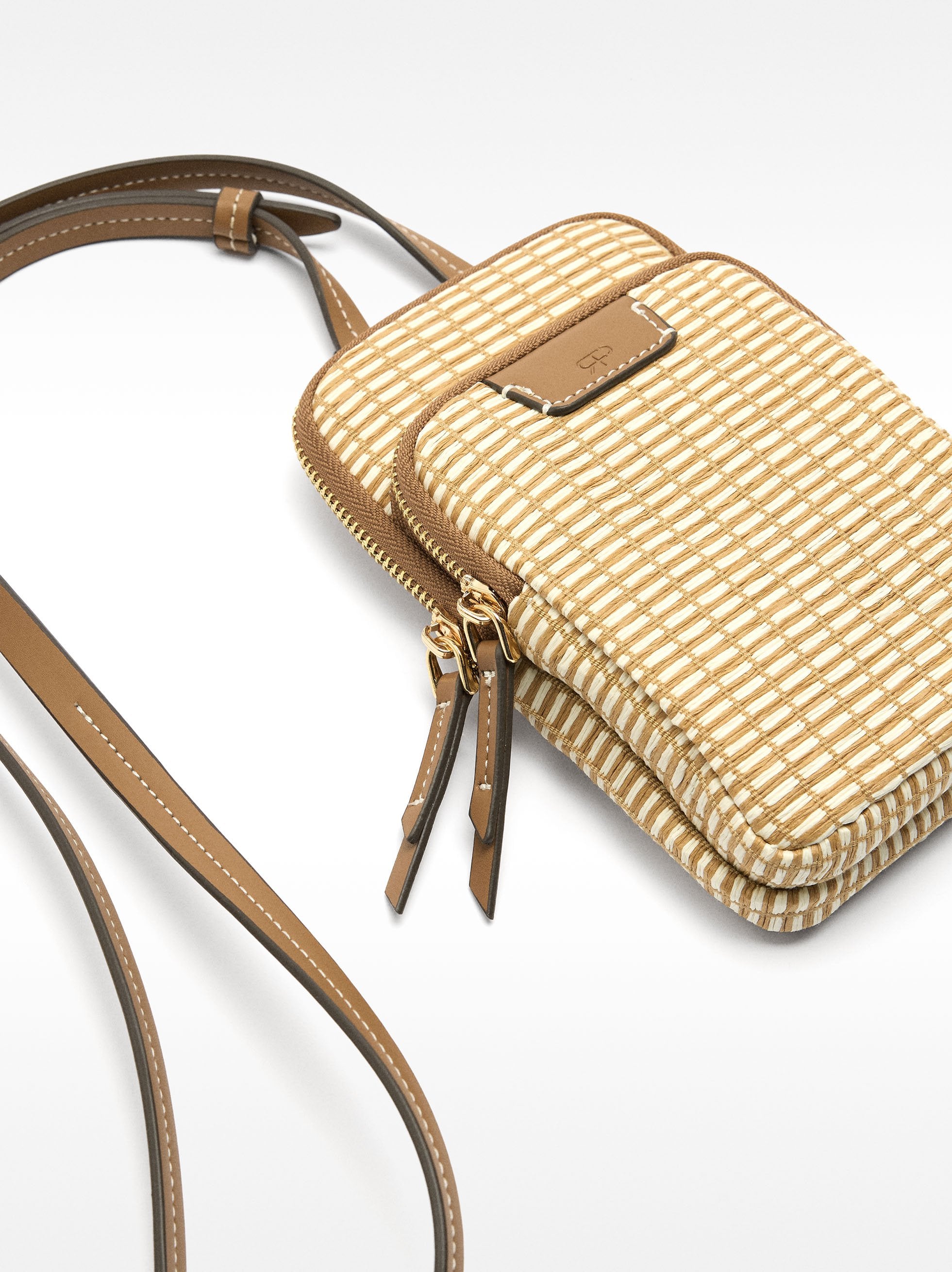 Cartera Para Móvil Efecto Rafia