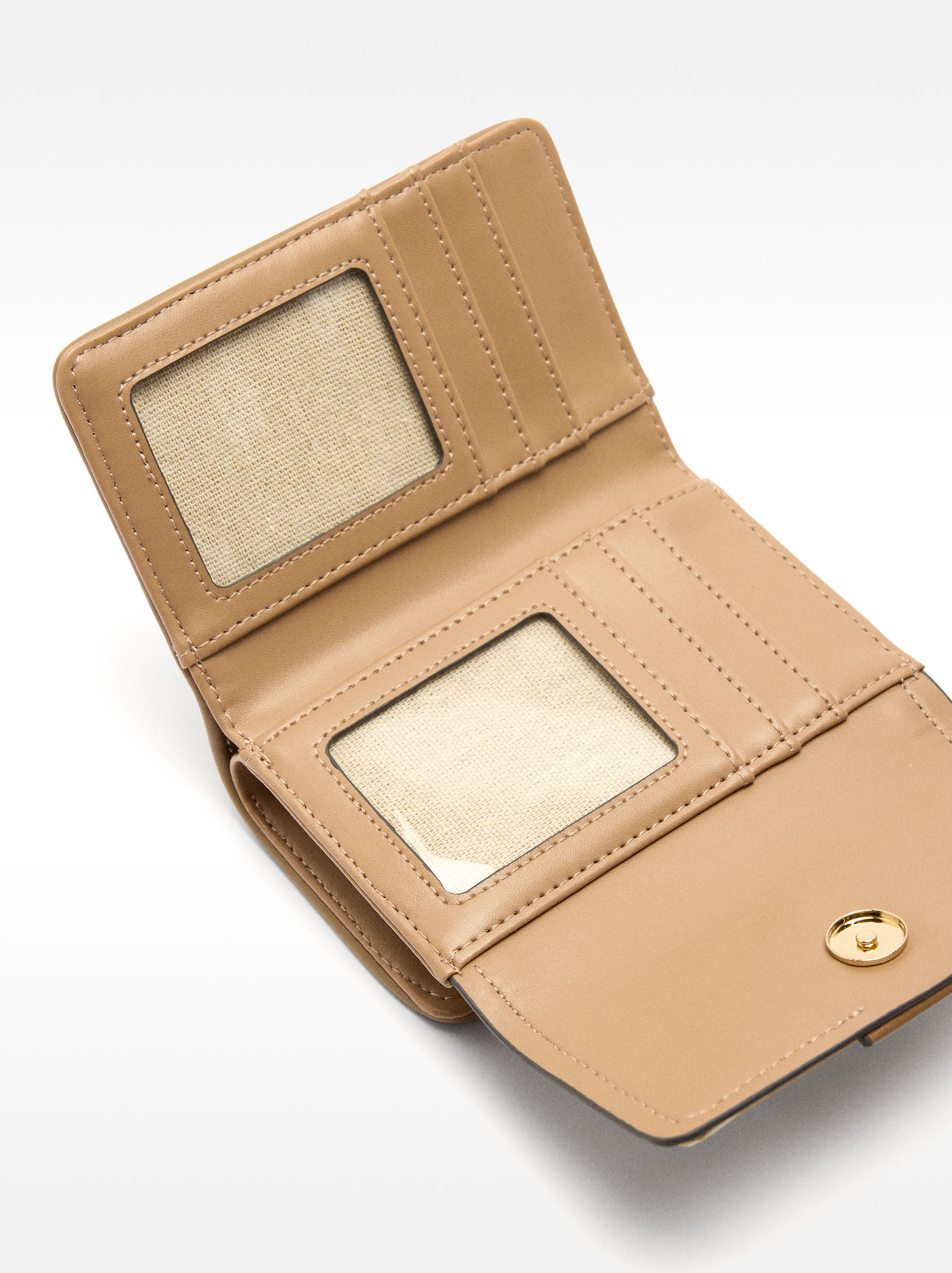 Billetera Efecto Rafia